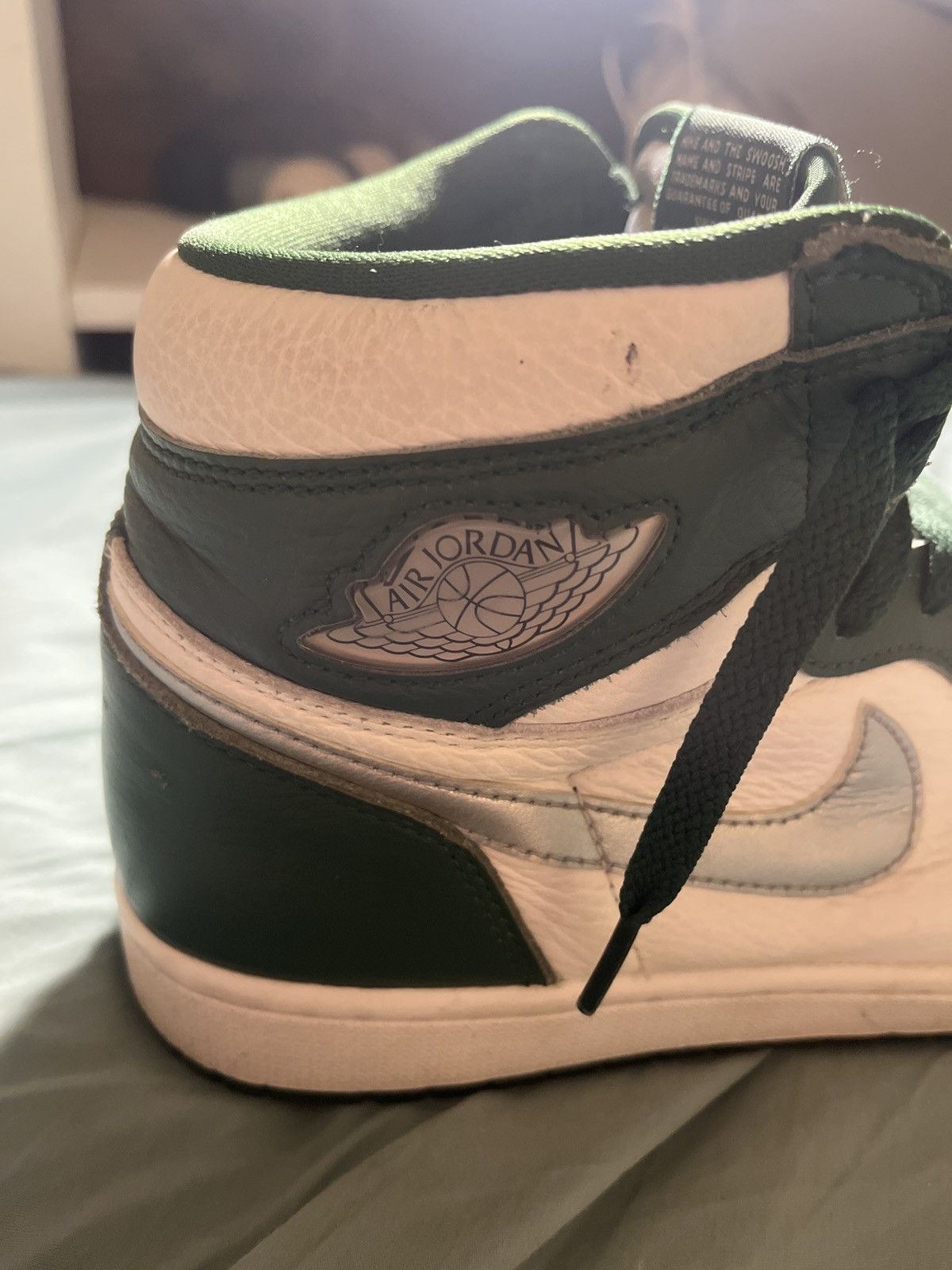 Nike Green and White Air Jordon 1s Hightop Size US 10.5 / EU 43-44 - 4 Thumbnail