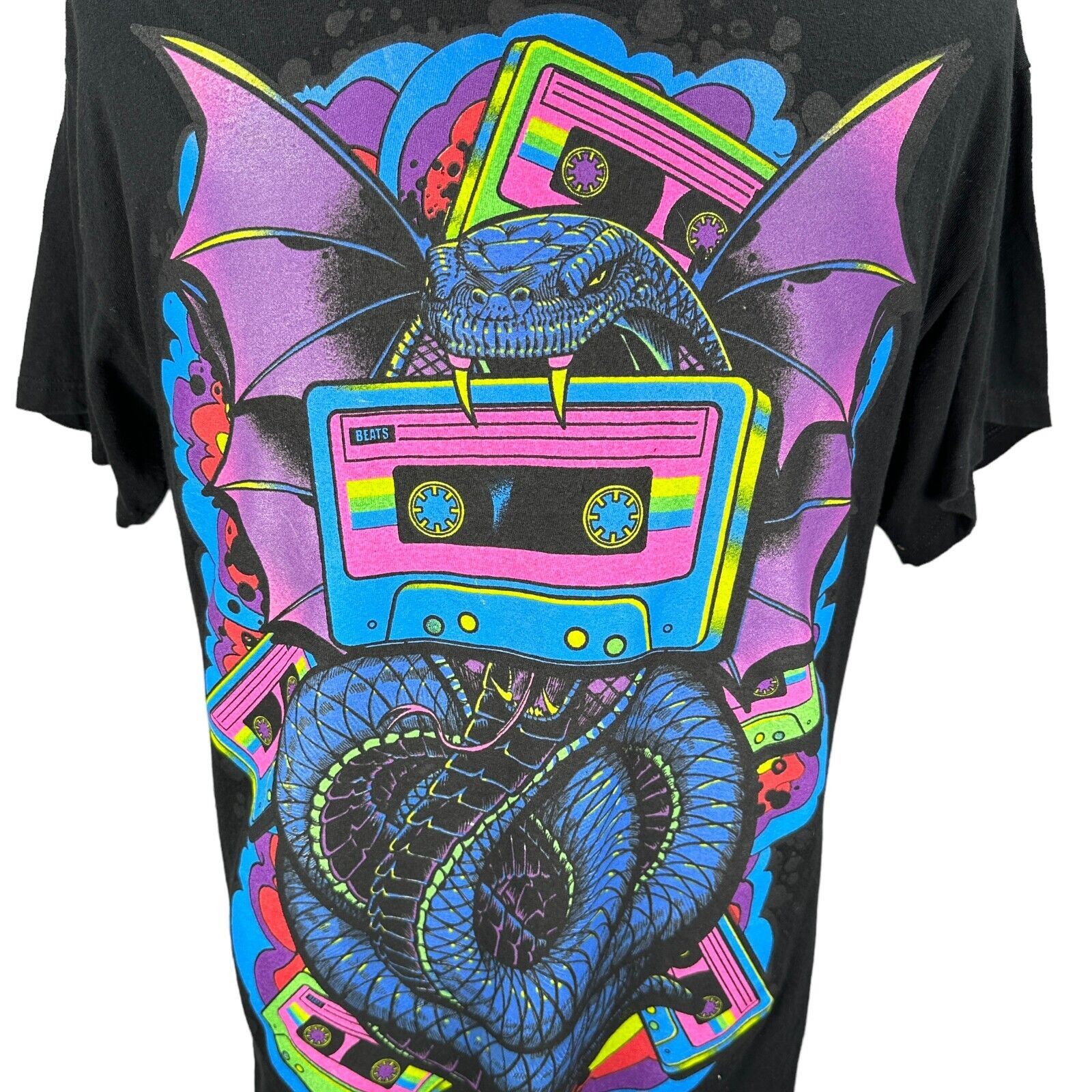 The Unbranded Brand Vintage Dragon Cassette Tape T-Shirt AOP 90s Large Black Size US L / EU 52-54 / 3 - 3 Thumbnail