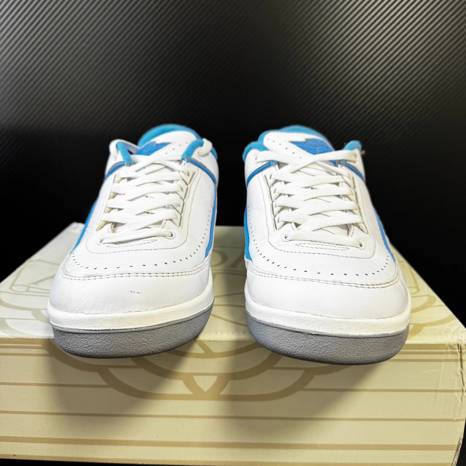 Nike Nike Air Jordan 2 Low Q11 Size US 9.5 / EU 42-43 - 3 Thumbnail