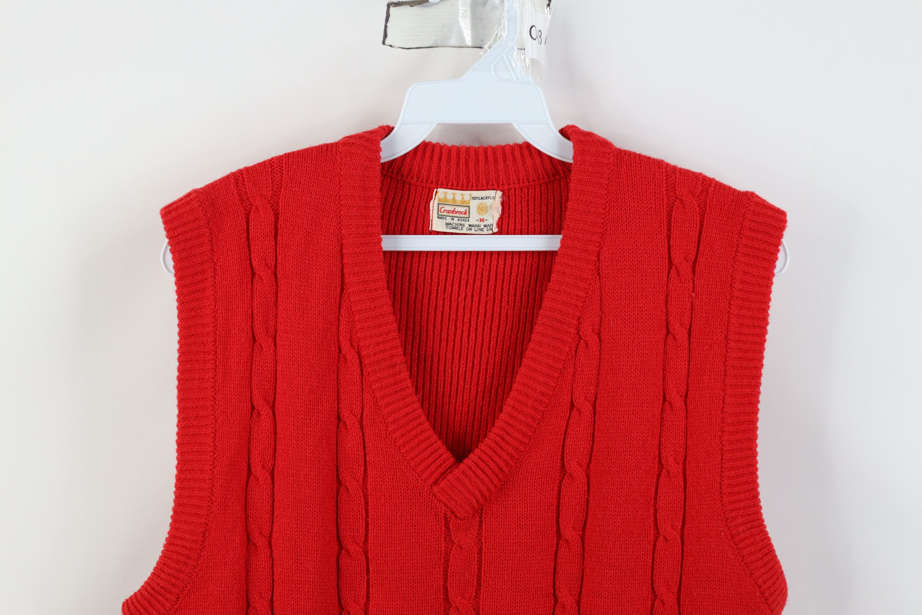Vintage Vintage 60s 70s Streetwear Cable Knit Sweater Vest Red Size US M / EU 48-50 / 2 - 2 Thumbnail