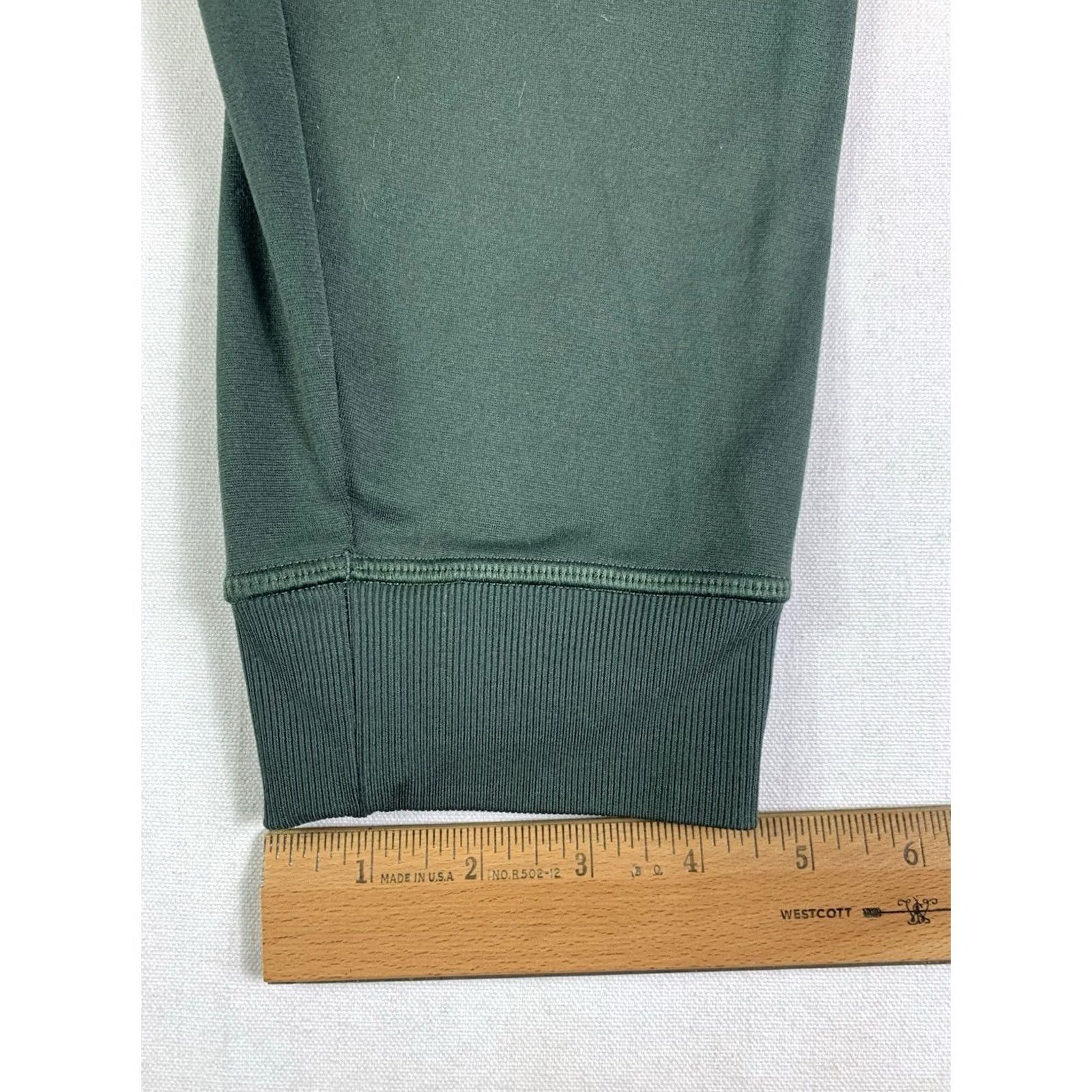 Under Armour VINTAGE? Under Armour Pants Mens M Green Sportstyle Jogger Tapered ColdGear Loose 1272412 Size US 31 - 2 Thumbnail