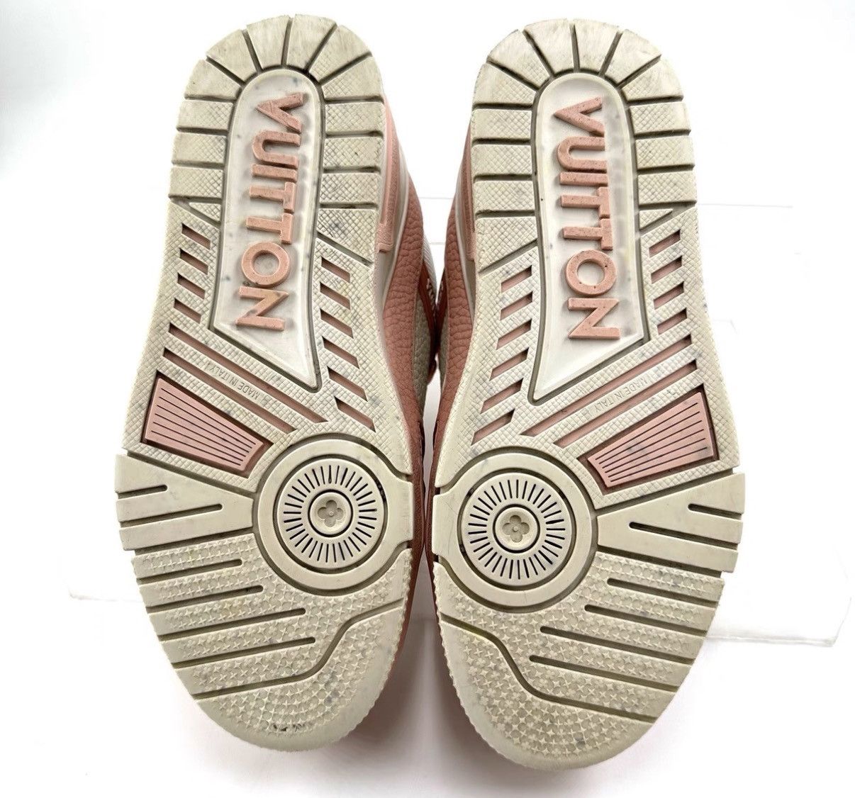 Louis Vuitton Louis Vuitton Trainer Pink White Lychee Grain Sneakers K12 Size US 6.5 / IT 36.5 - 4 Thumbnail