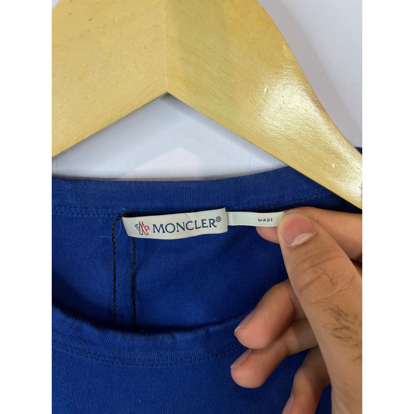 Moncler Moncler M Logo Tee Blue Orange Used Medium Size US M / EU 48-50 / 2 - 2 Thumbnail