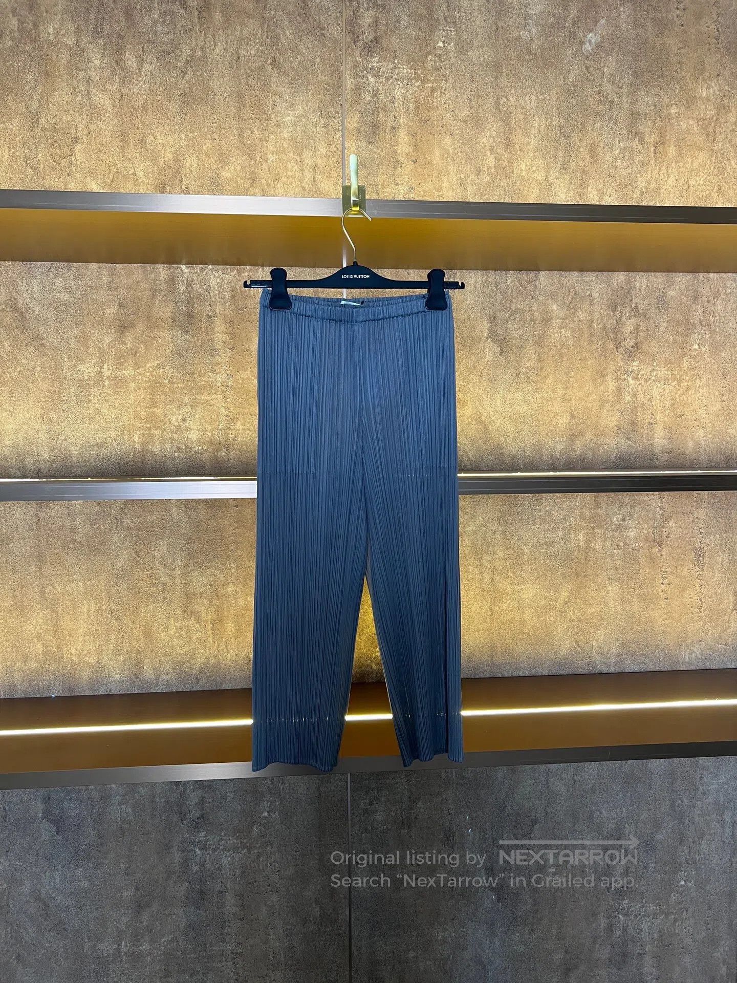 Issey Miyake Issey Miyake Shorts| Size US 27 - 1 Thumbnail