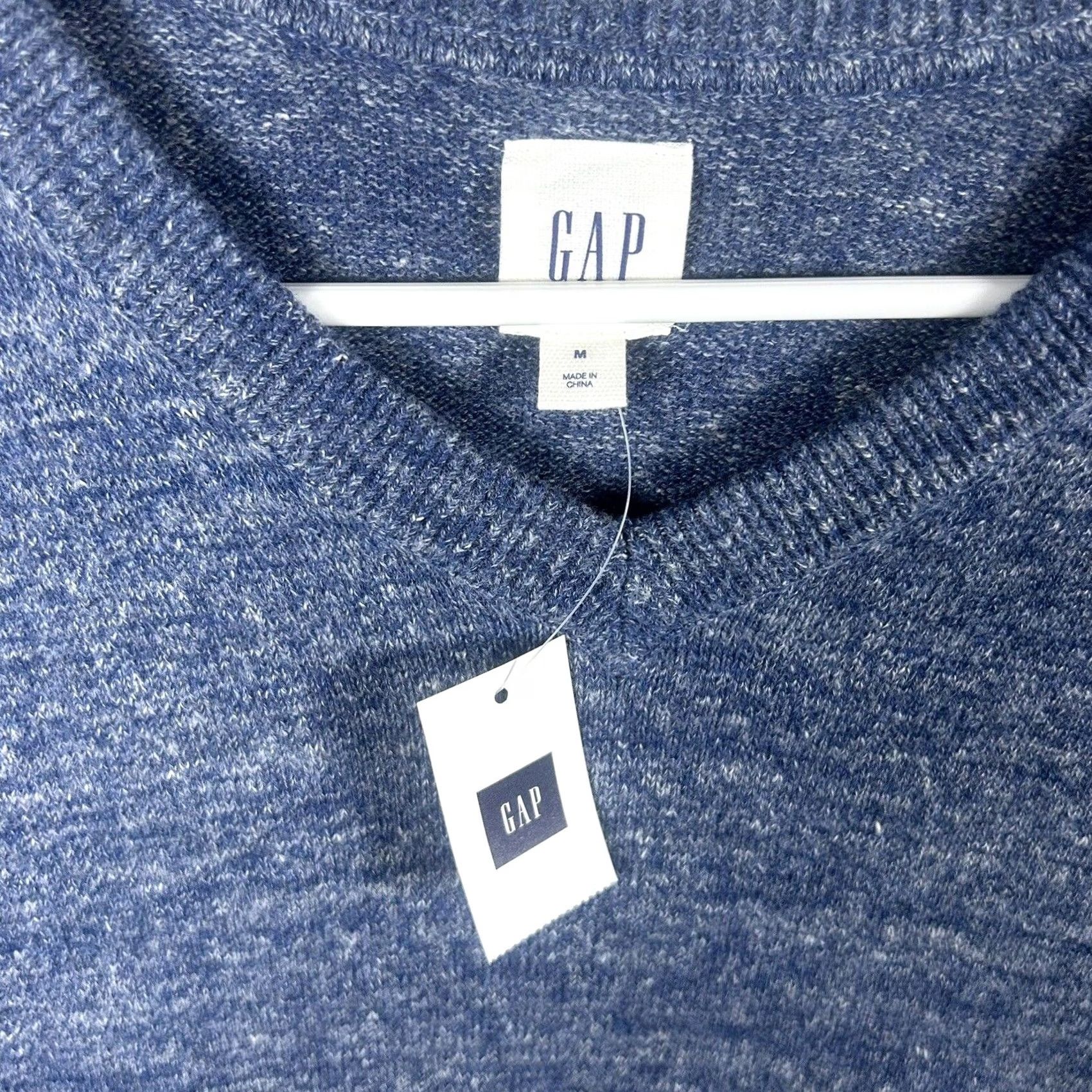 Gap Gap Men Blue V-Neck Lightweight Cotton Blend Sweater M Long Sleeve Pullover Knit Shirt Size US M / EU 48-50 / 2 - 2 Thumbnail
