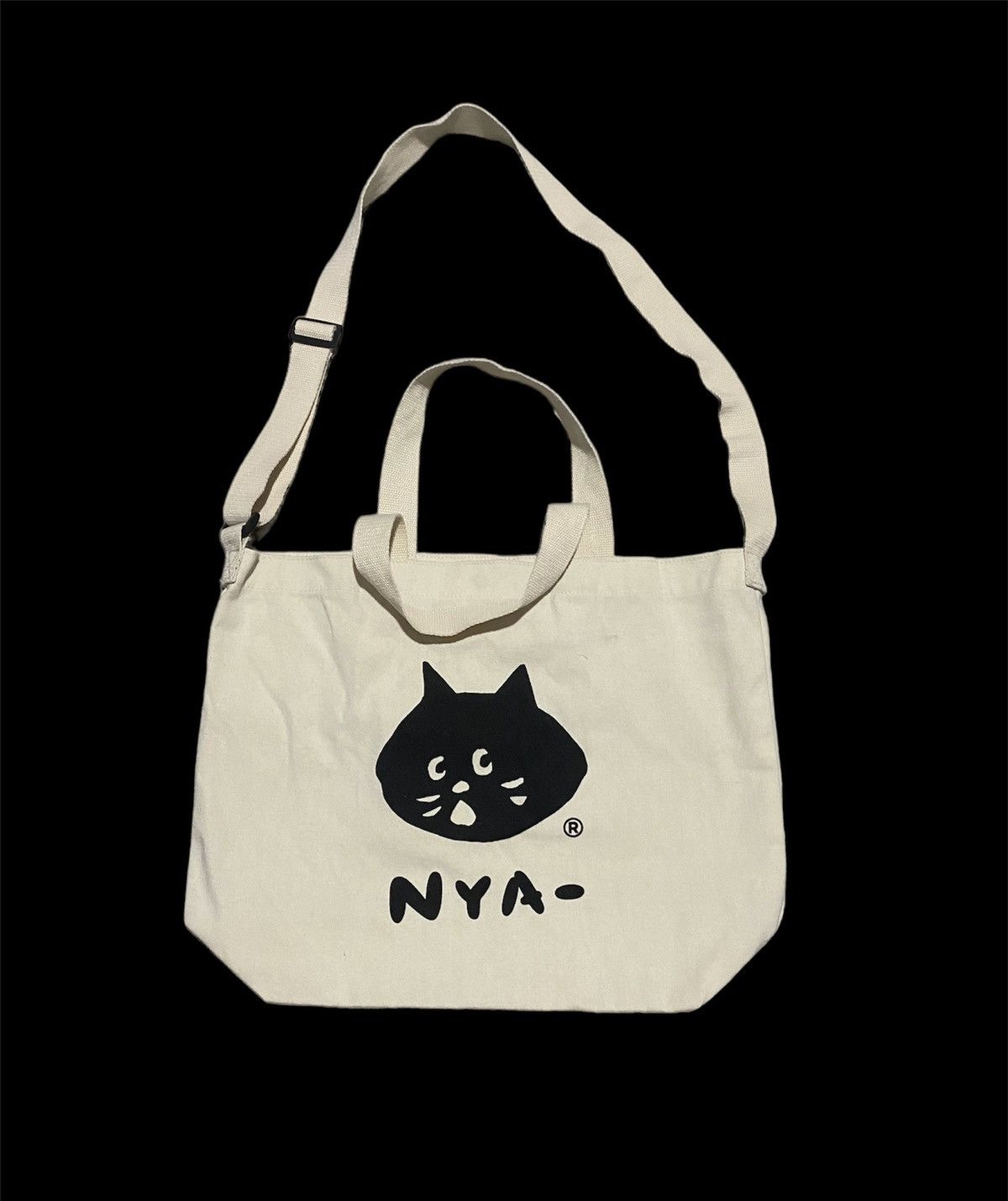 image of Issey Miyake x Ne Net Iconic Ne-Net Nya- 2 Way Sling Tote Bag in White, Men's