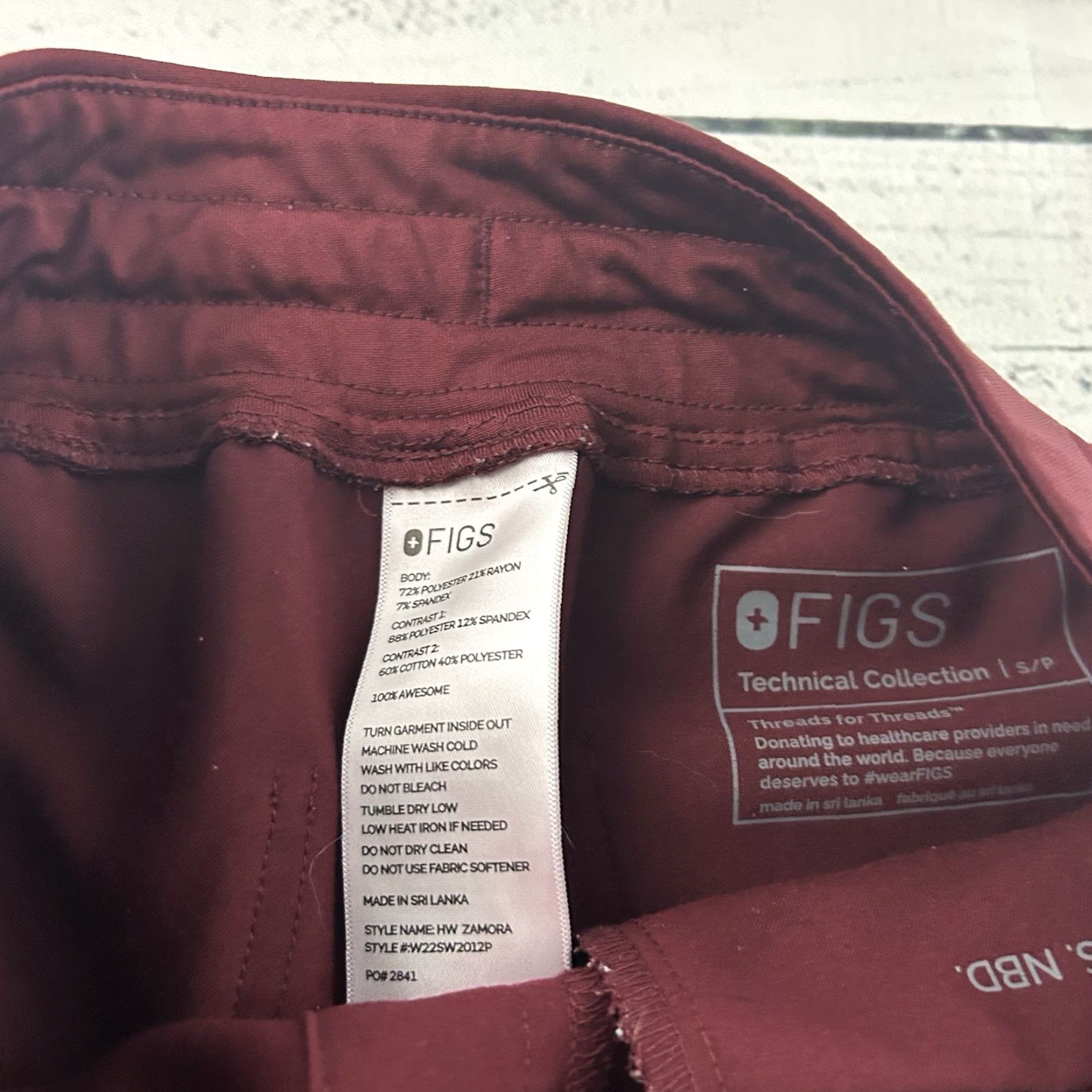 Vintage FIGS Technical Collection Zamora Jogger Scrub Pants Women S Red Maroon Jogger Pants Super Knit Scrubs Womens Subcategory: Pants Size 28" / US 6 / IT 42 - 4 Thumbnail