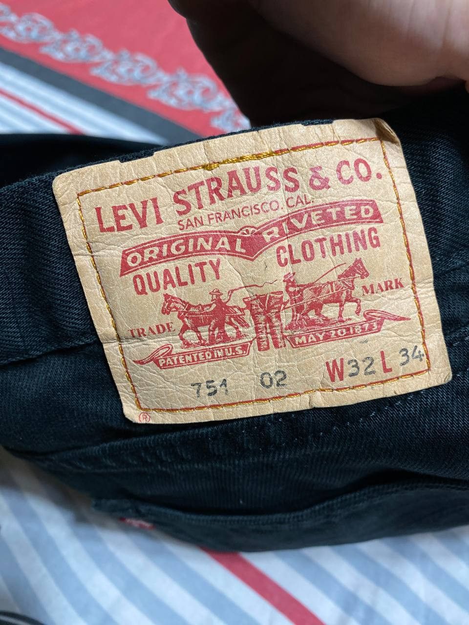 Levi's × Vintage VINTAGE 2002 LEVI'S 751 BOOT CUT DENIM JEANS Size US 32 / EU 48 - 2 Thumbnail