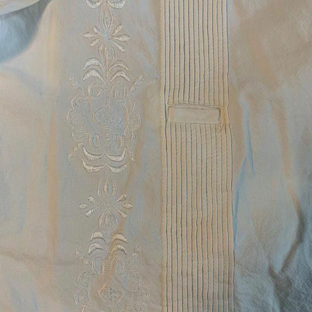 Designer Pre Owned White Hand Made Men´S Guayabera L Size US L / EU 52-54 / 3 - 3 Thumbnail