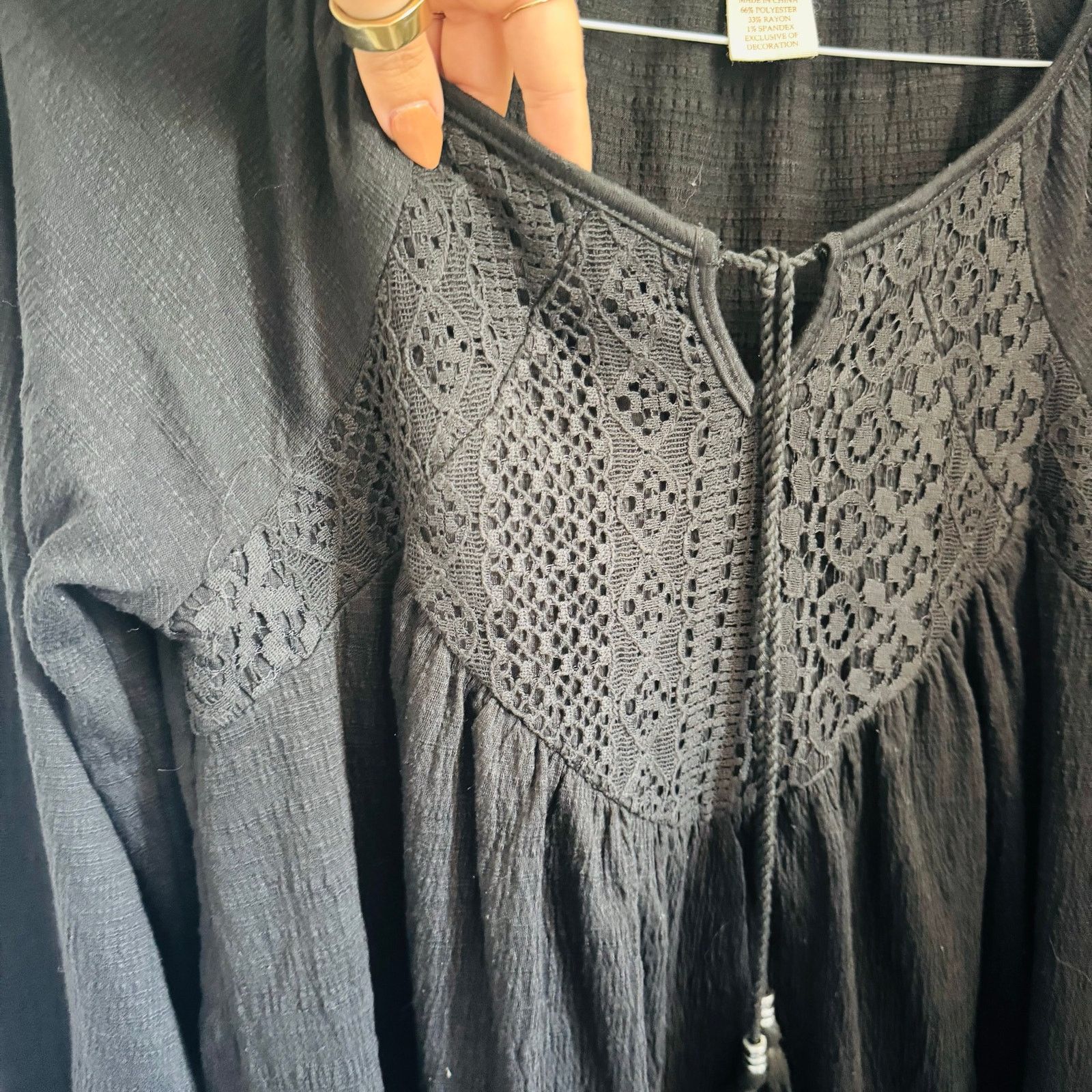 Vintage VINTAGE Black Lace Tassel Tie Blouse Top Boho Peasant Shirt Size S / US 4 / IT 40 - 6 Thumbnail