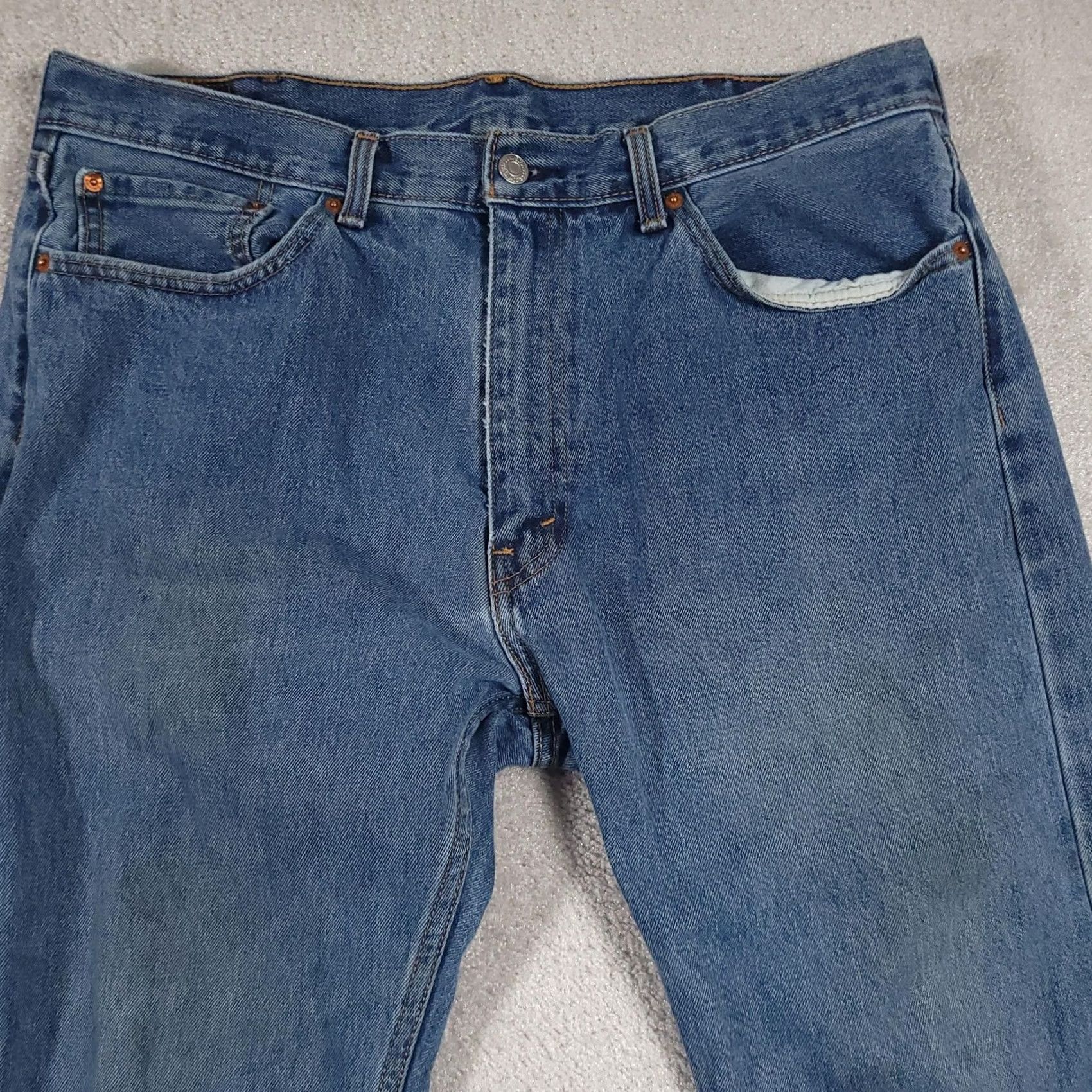 Levi's Levi's 505 Jeans Mens 38x30 Blue Denim Regular Fit Straight Leg Cotton Pockets Zipper Vintage: No Women? Size US 38 / EU 54 - 3 Thumbnail