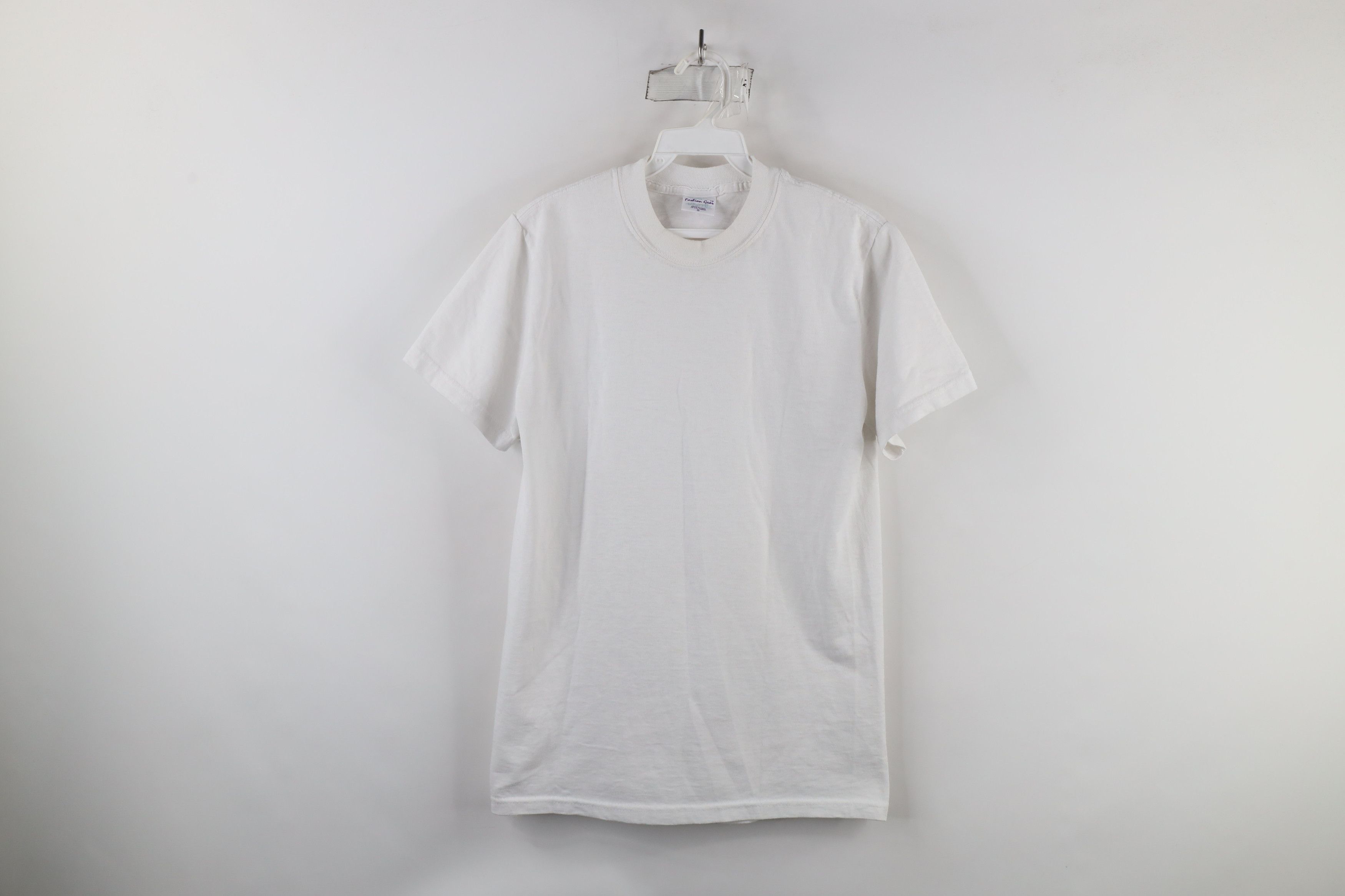 Vintage Vintage 90s Streetwear Short Sleeve T-Shirt White Cotton Size US S / EU 44-46 / 1 - 1 Thumbnail