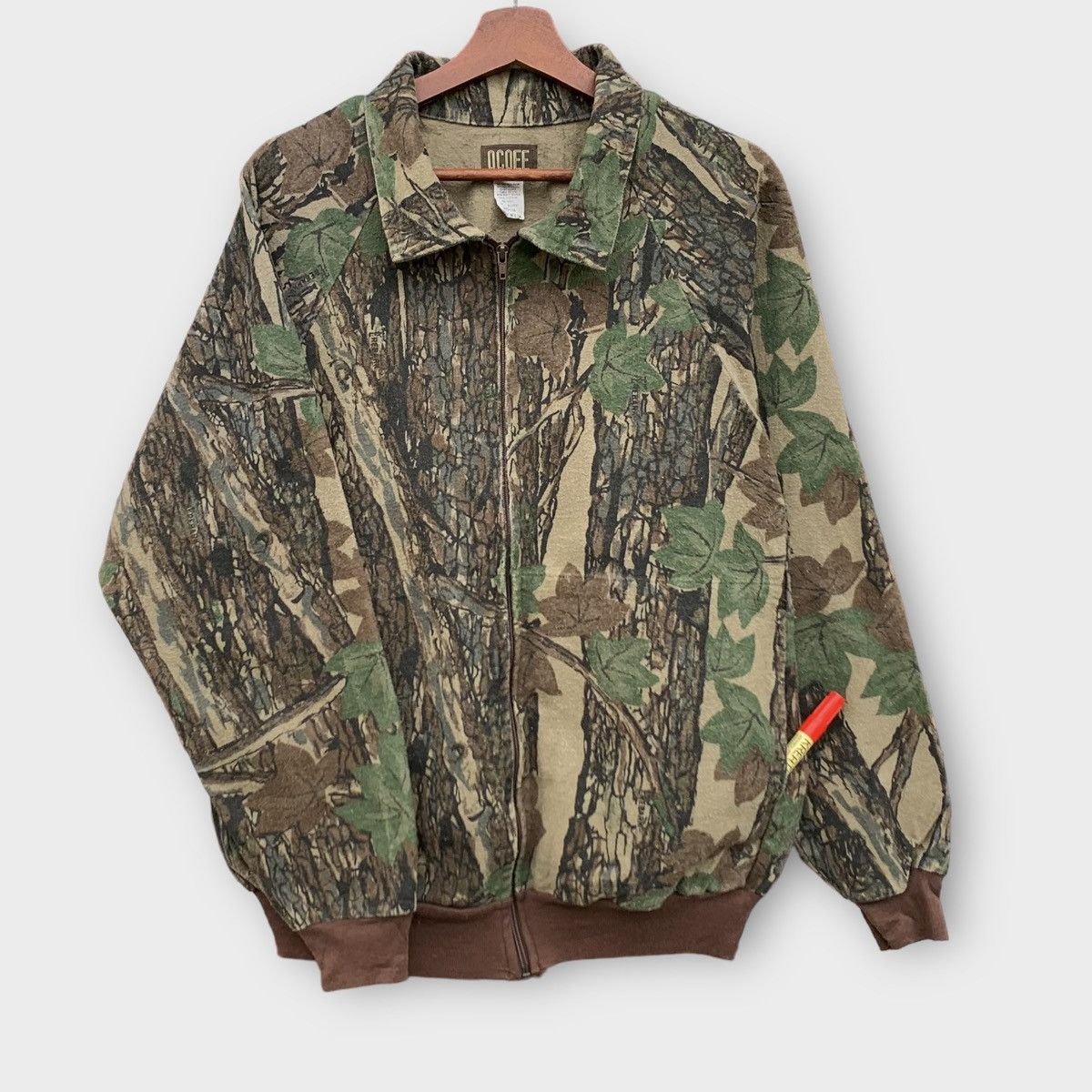 Vintage Vintage 90s Ocoee Realtree Camouflage Bomber Jackets Size US M / EU 48-50 / 2 - 1 Thumbnail