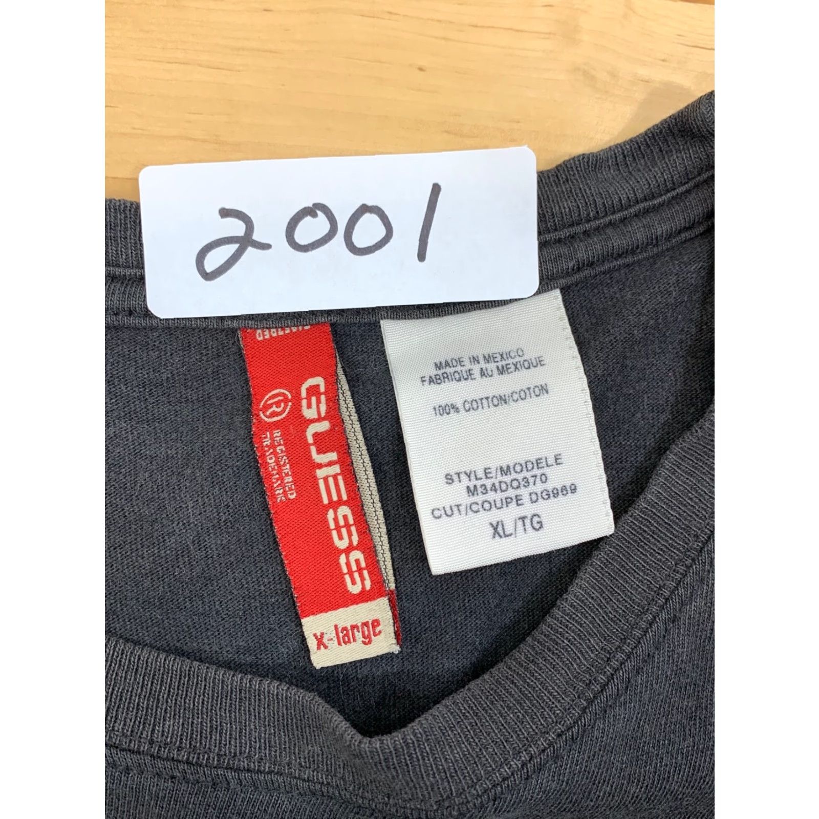Guess GUESS Logo T Shirt Black XL Short Sleeve Men Regular Fit Distress #2001 Size US XL / EU 56 / 4 - 4 Thumbnail