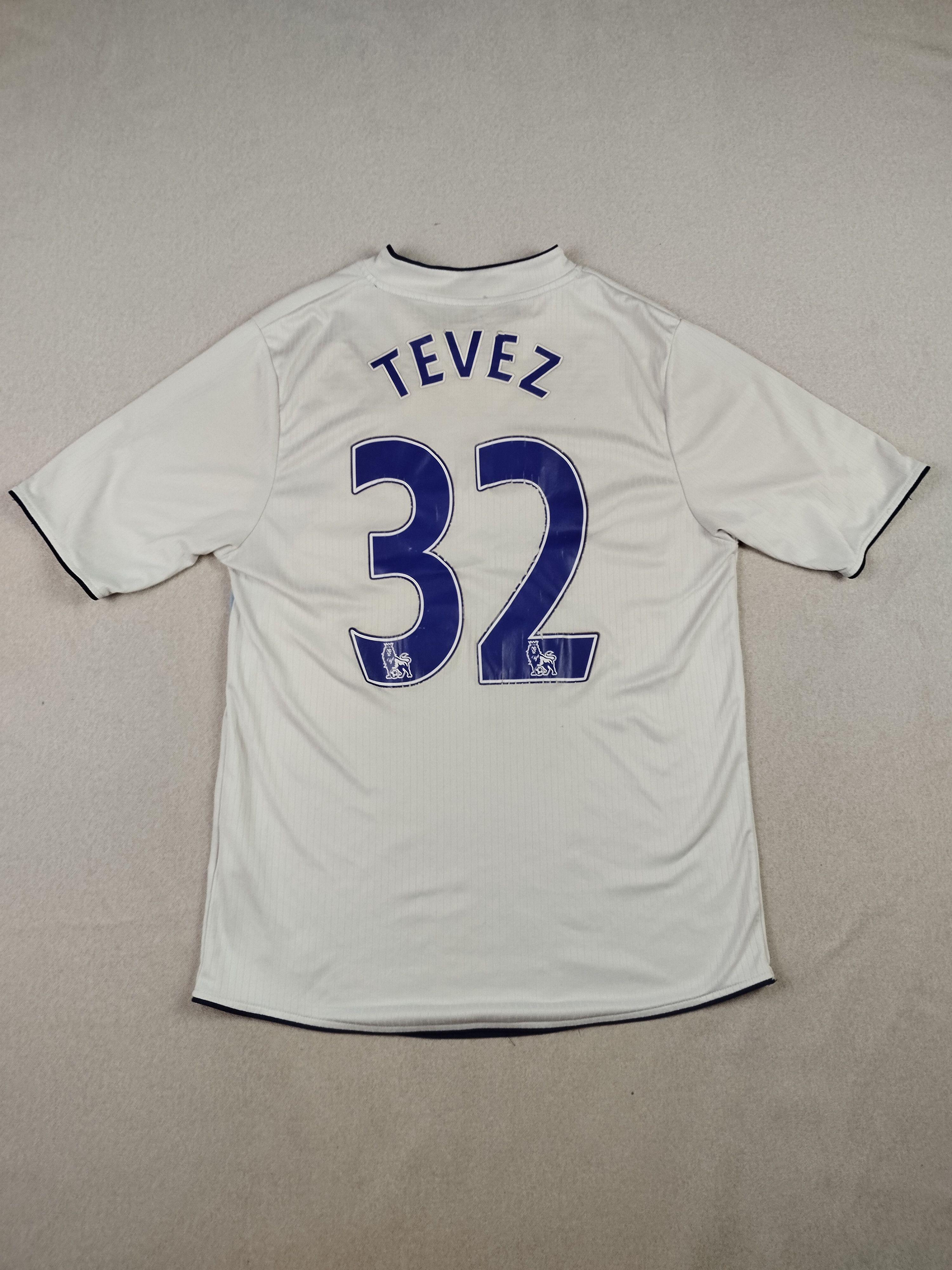 Le Coq Sportif Le Coq Sportif 2007-08 Manchester City Third Kit Tevez #32 Size US M / EU 48-50 / 2 - 1 Thumbnail