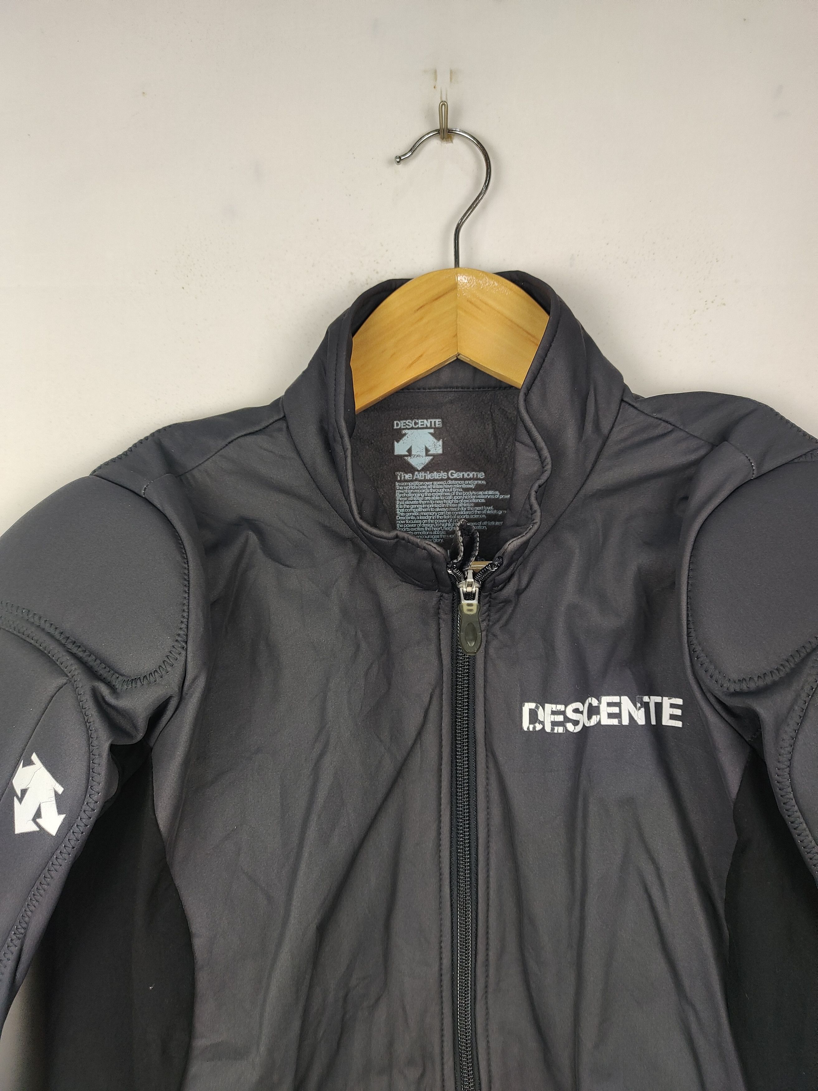 Descente Descente Elastic Protector Armor Jacket Ski Motorcycle Size US M / EU 48-50 / 2 - 2 Thumbnail