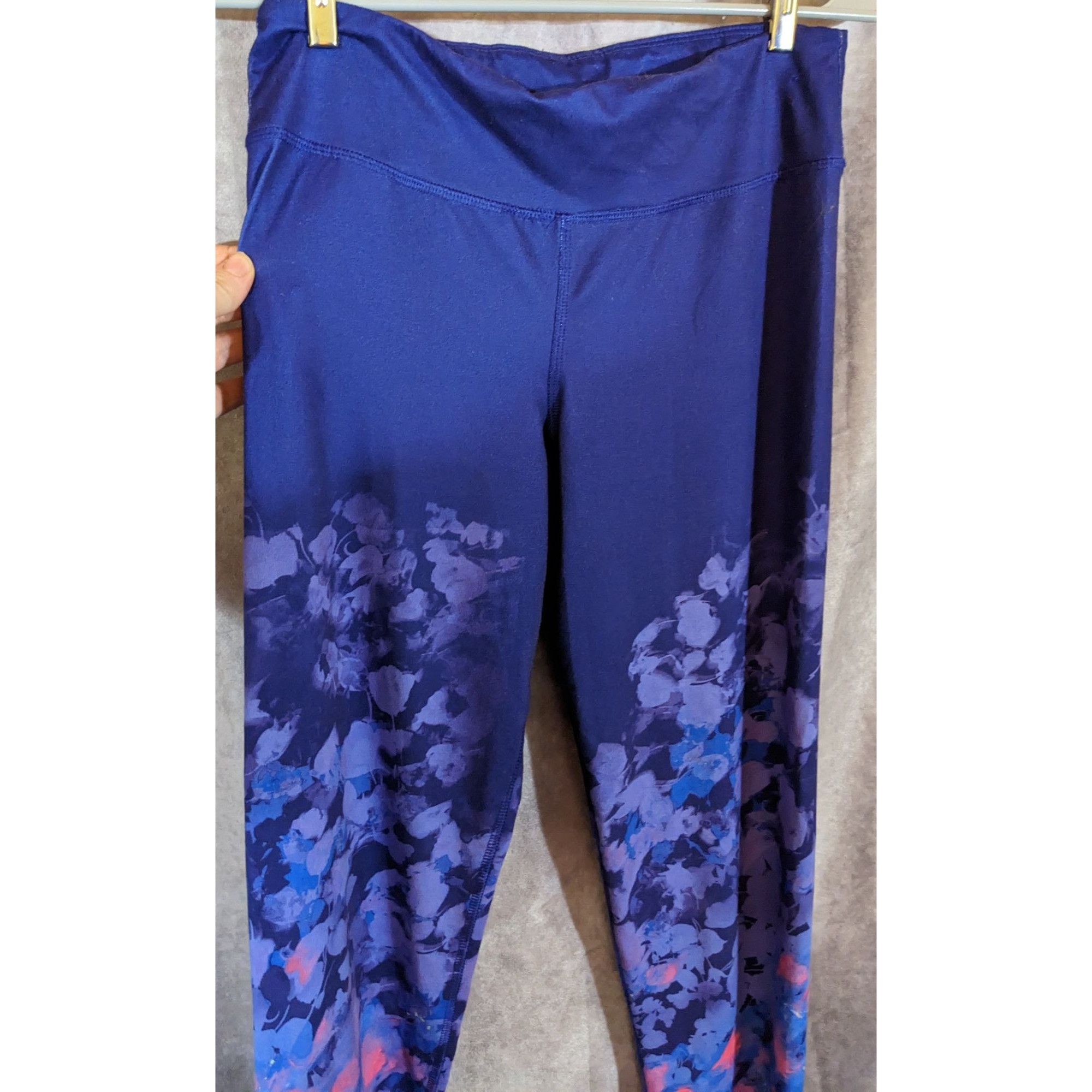 Champion Champion Purple Floral Print Athletic Leggings Size 28" / US 6 / IT 42 - 5 Thumbnail