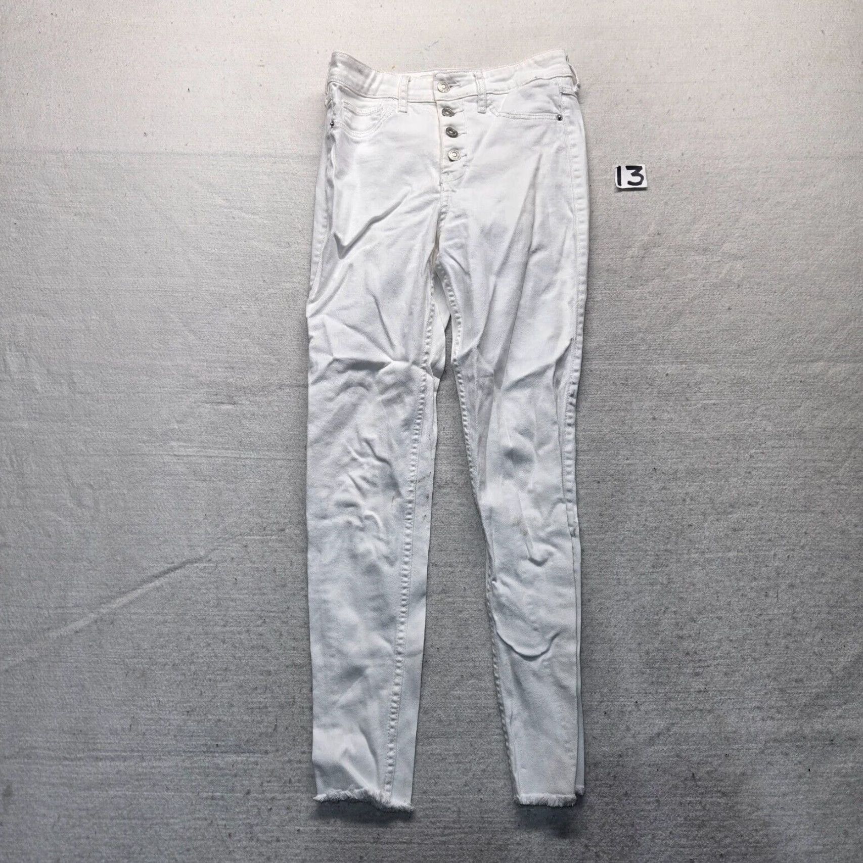 Abercrombie & Fitch Abercrombie & Fitch Solid White Skinny Denim Pants Womens 2 Waist 26 Inseam 30 Button Front Flat Front Ankle 30 Size 26" / US 2 / IT 38 - 2 Thumbnail
