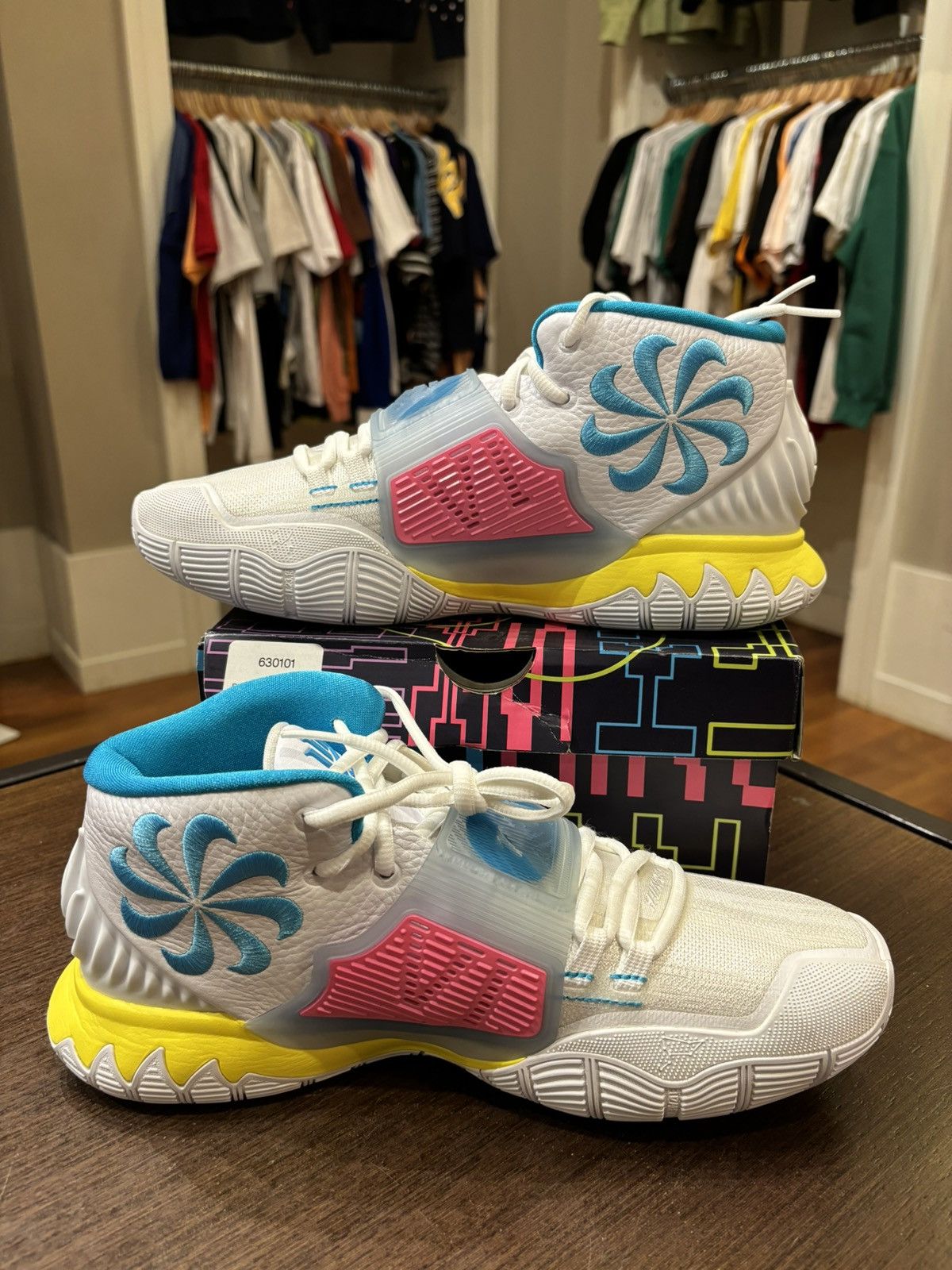 Nike Kyrie 6 “Neon Graffiti” Size US 9.5 / EU 42-43 - 2 Thumbnail