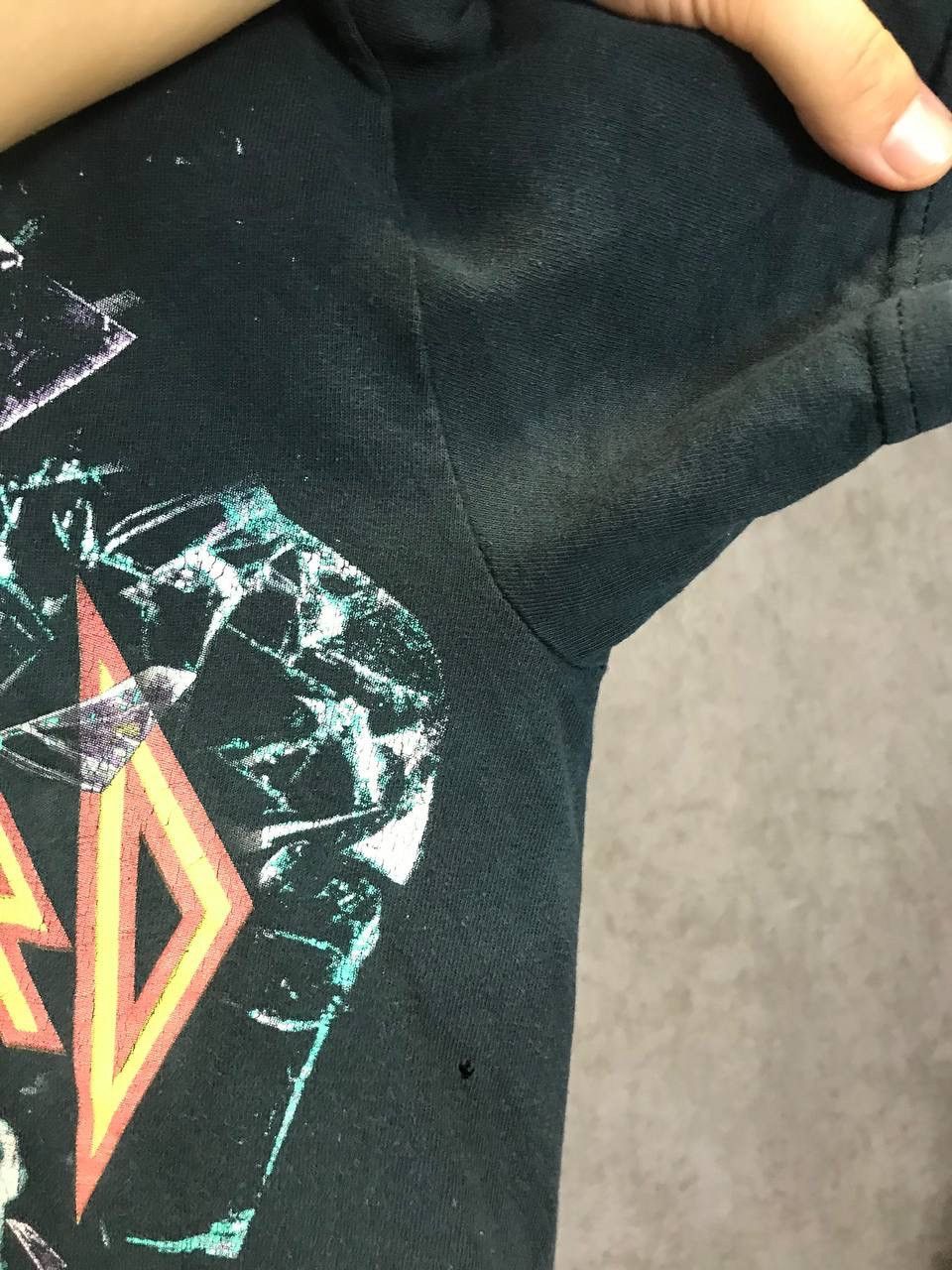 Band Tees × Def Leppard Def Leppard rock overprinted band tee Size US M / EU 48-50 / 2 - 6 Thumbnail
