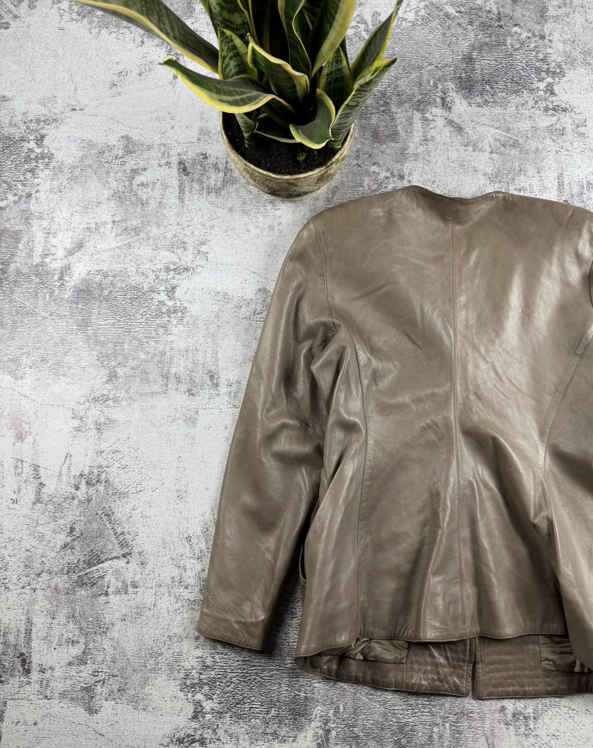 Claude Montana CLAUDE MONTANA VEST AGNEAU PLONGE 80S LEATHER COAT JACKET Size XL / US 12-14 / IT 48-50 - 19 Thumbnail