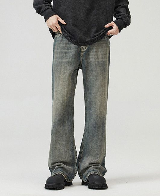 Vintage American-style distressed retro men's flared curved jeans Size US 32 / EU 48 - 1 Thumbnail