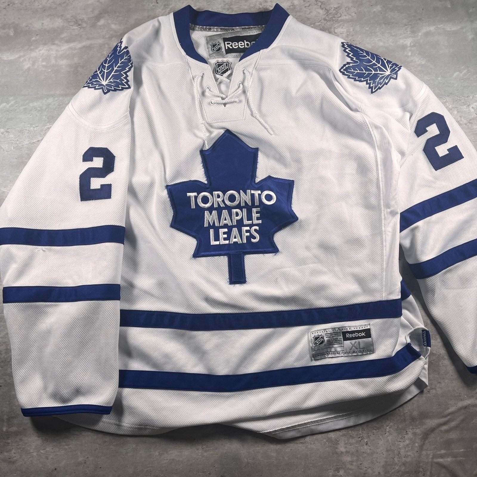 NHL Toronto hickey jersey Size US XL / EU 56 / 4 - 2 Thumbnail