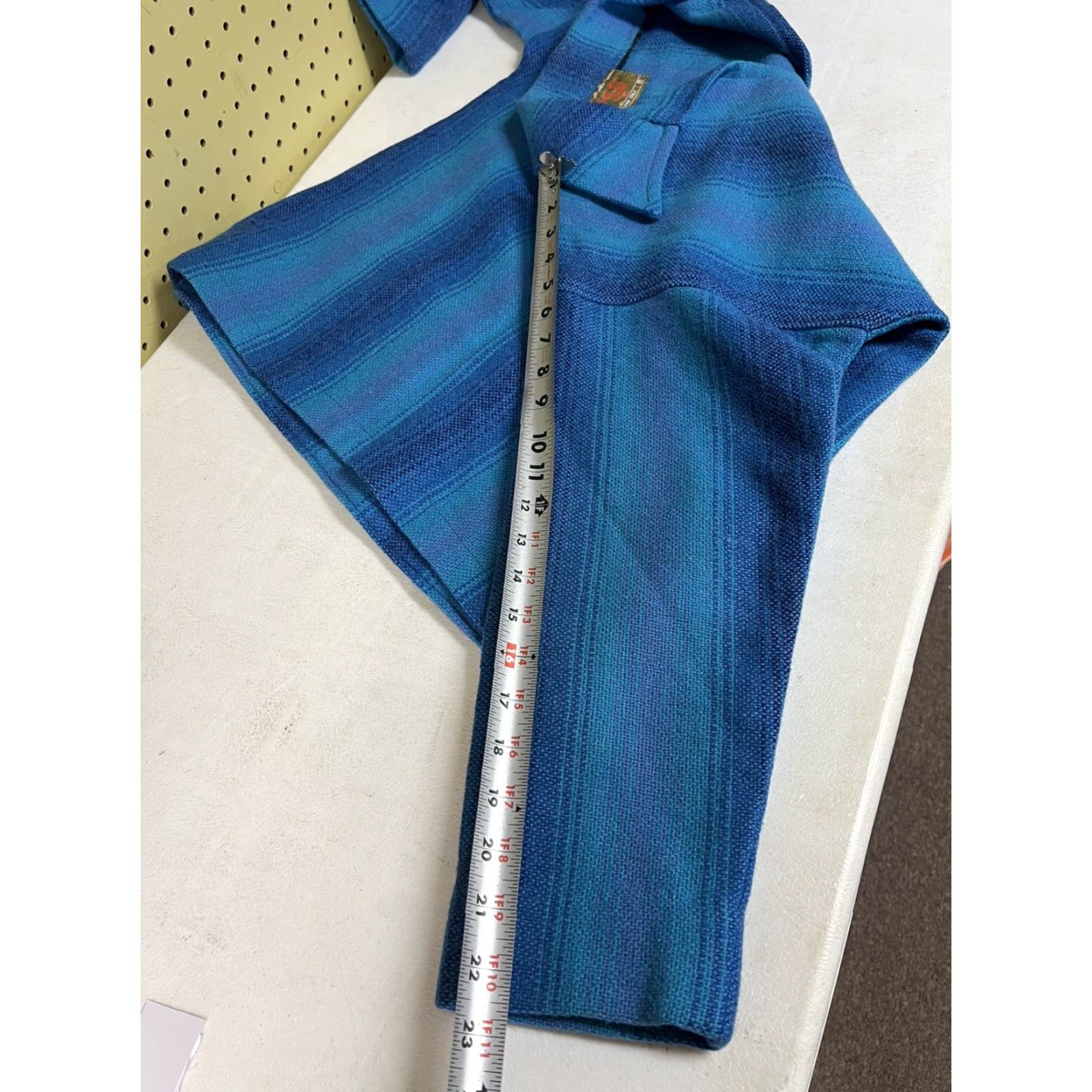Vintage VINTAGE Jon Ro Wool Pullover Poncho Coat Blue with Front Pocket One Size Men/Women Pullover Wool Size ONE SIZE - 4 Thumbnail