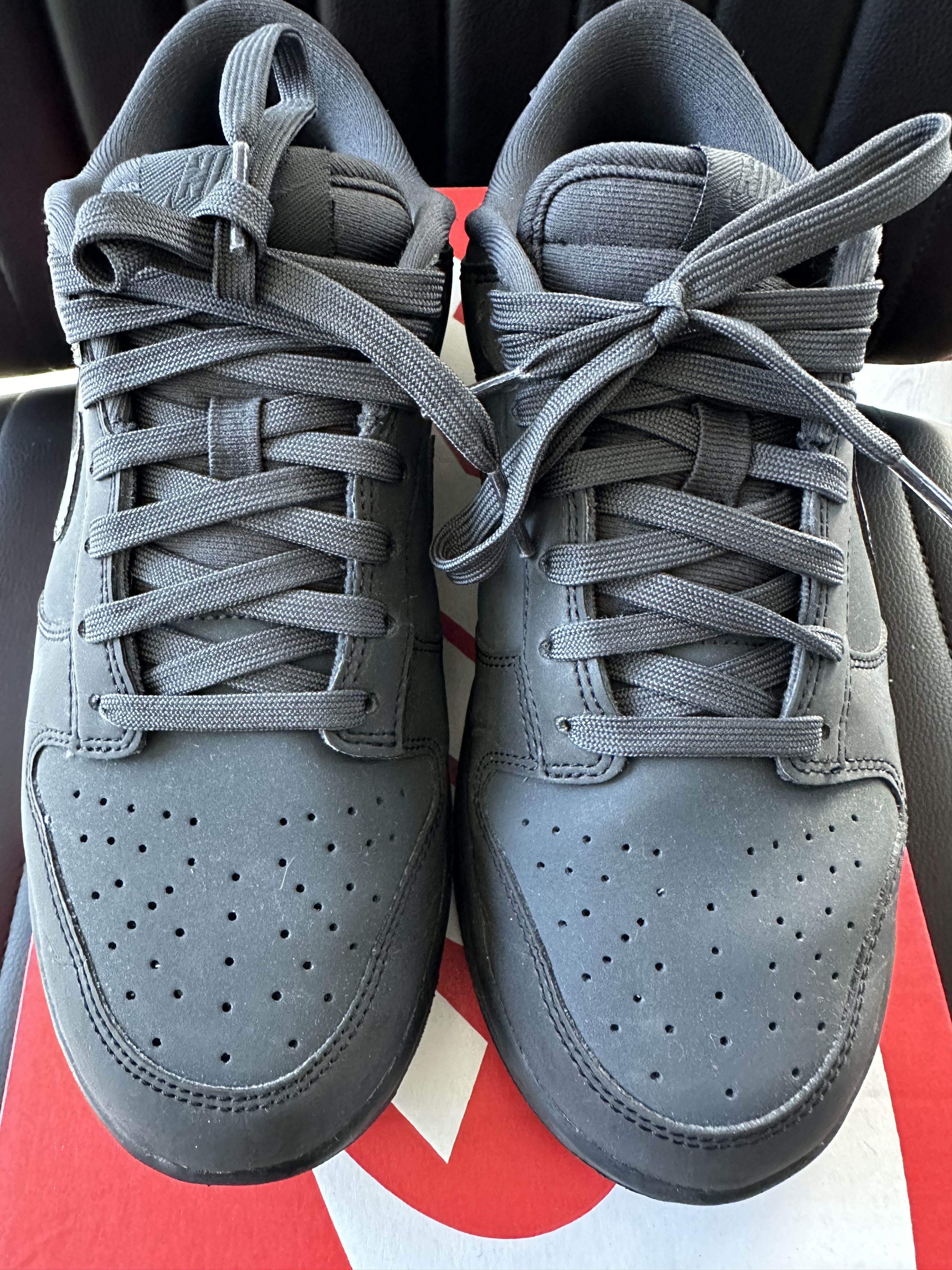 Nike PREOWNED WMNS NIKE DUNK LOW Size US 8 / IT 38 - 1 Thumbnail