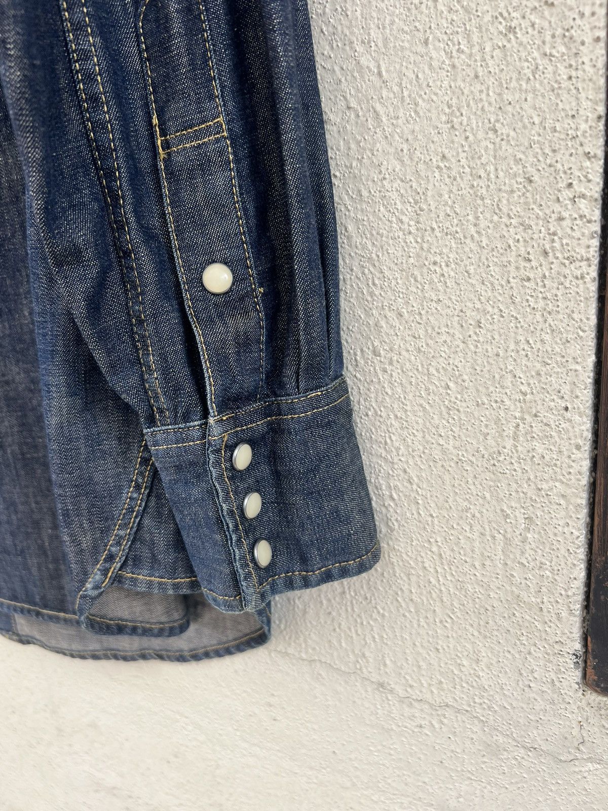 Levi's Vintage 1998 Levi’s Mud Denim Western Shirt Slant Pocket Size US L / EU 52-54 / 3 - 16 Thumbnail