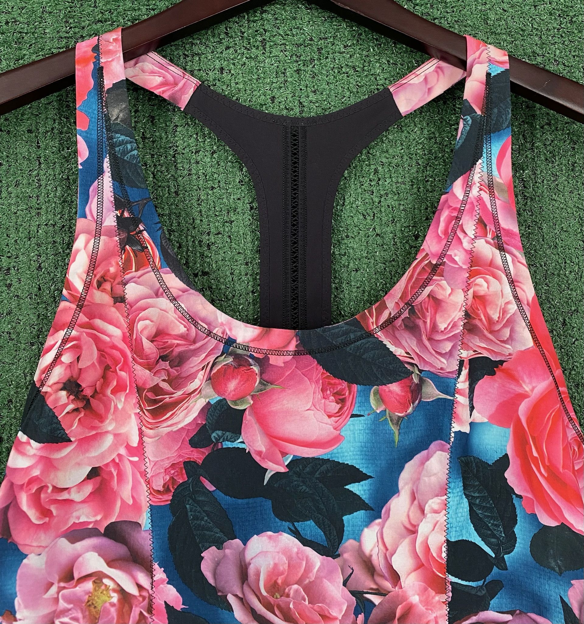 Lululemon Lululemon Lightened Up Top Garden Floral Colorful Tank Top 8 Size M / US 6-8 / IT 42-44 - 2 Thumbnail