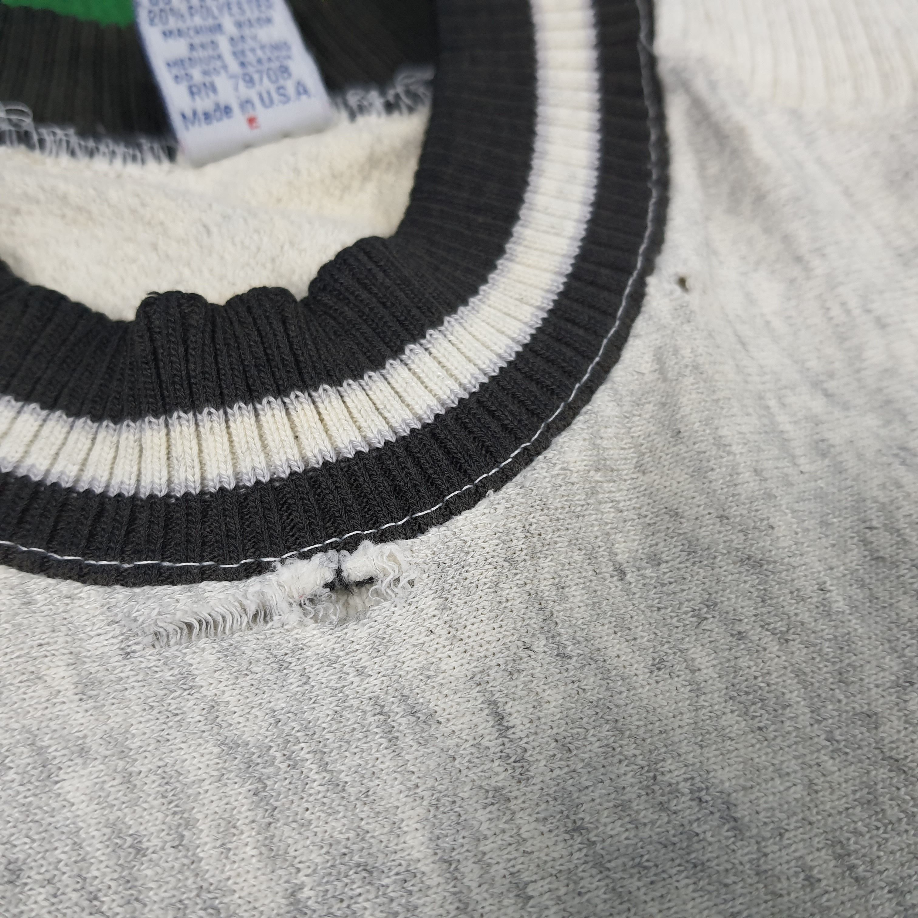 Vintage Vintage RAIDERS Los Angeles Sports Team Sweatshirt Size US M / EU 48-50 / 2 - 8 Thumbnail