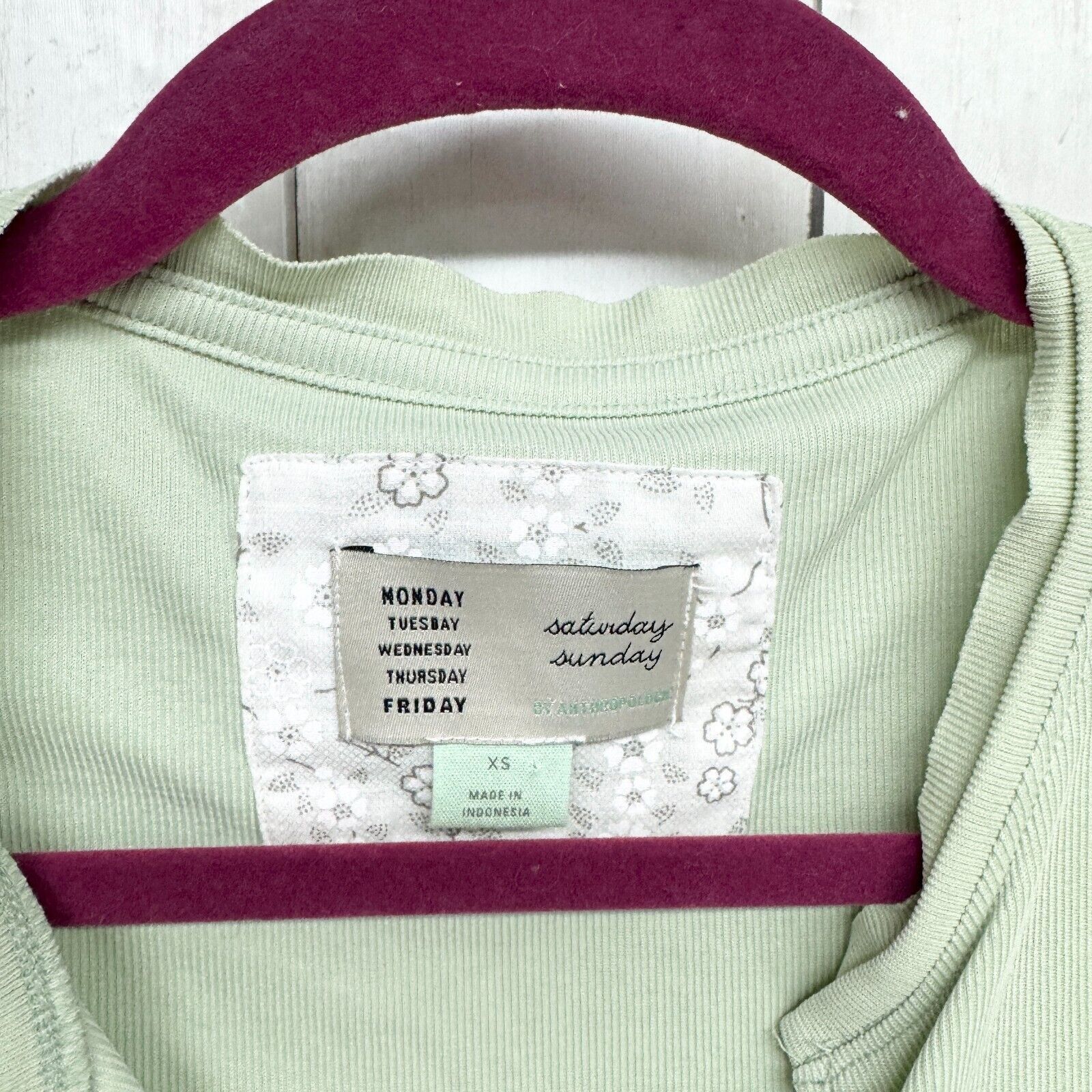 Anthropologie Anthropologie Saturday/Sunday XS Sage Short Sleeve Amy Top Size XS / US 0-2 / IT 36-38 - 2 Thumbnail