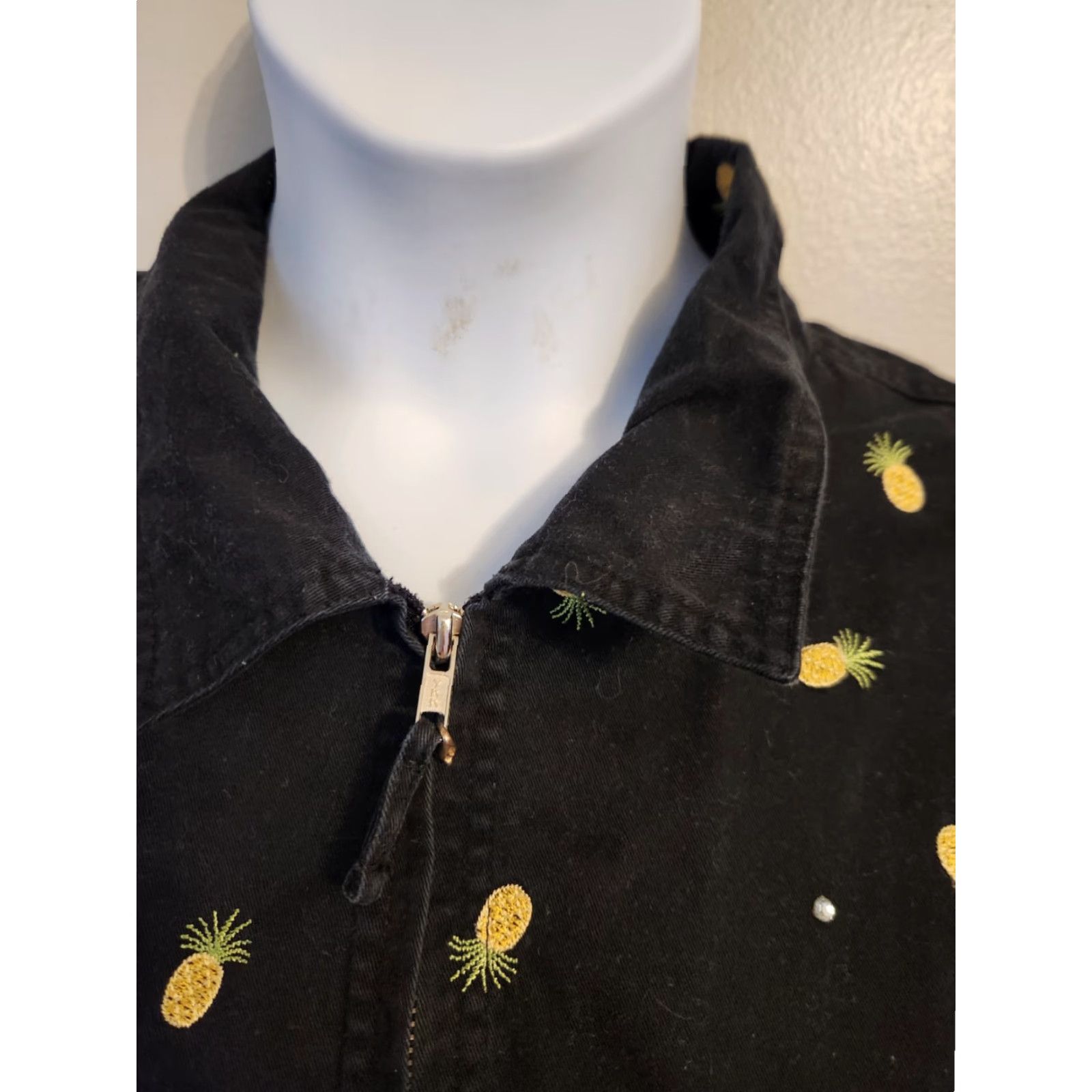 Quacker Factory Quacker Factory Women's Black Embroidered Pineapple Jacket Short Sleeve Zip 2X Size 40" / US 18 - 2 Thumbnail