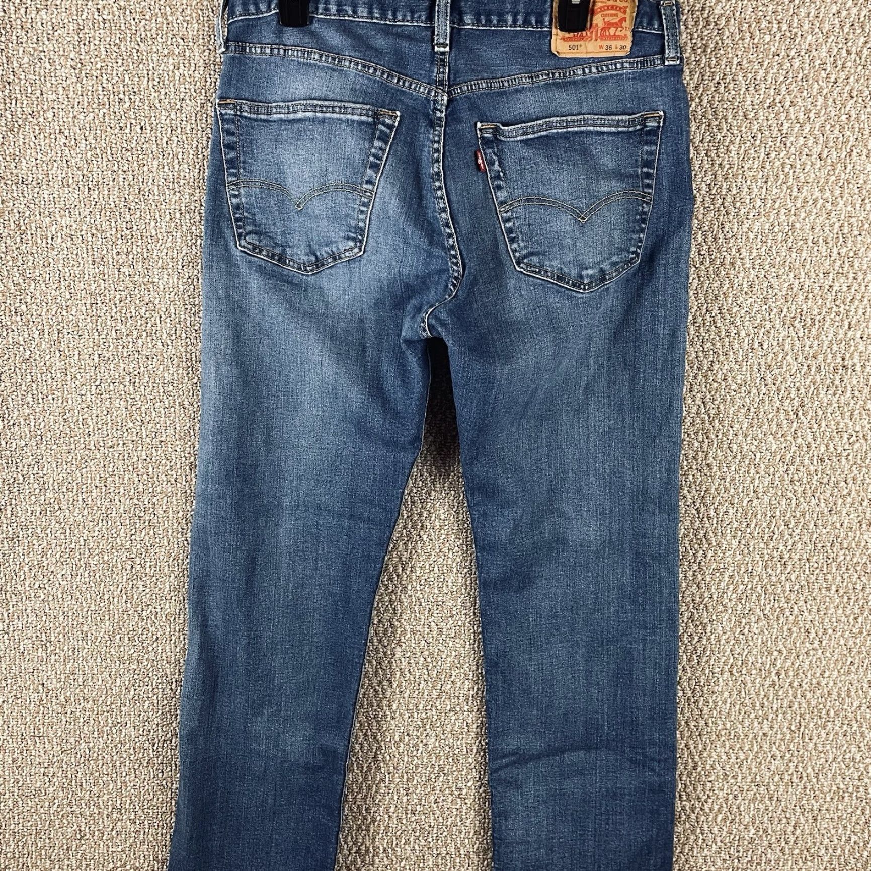 Levi's Levi's 501 Jeans Men's 36x30 Straight Button Fly Denim Blue Cotton Regular Cowboy USA 29in Inseam Mens Size US 36 / EU 52 - 2 Thumbnail