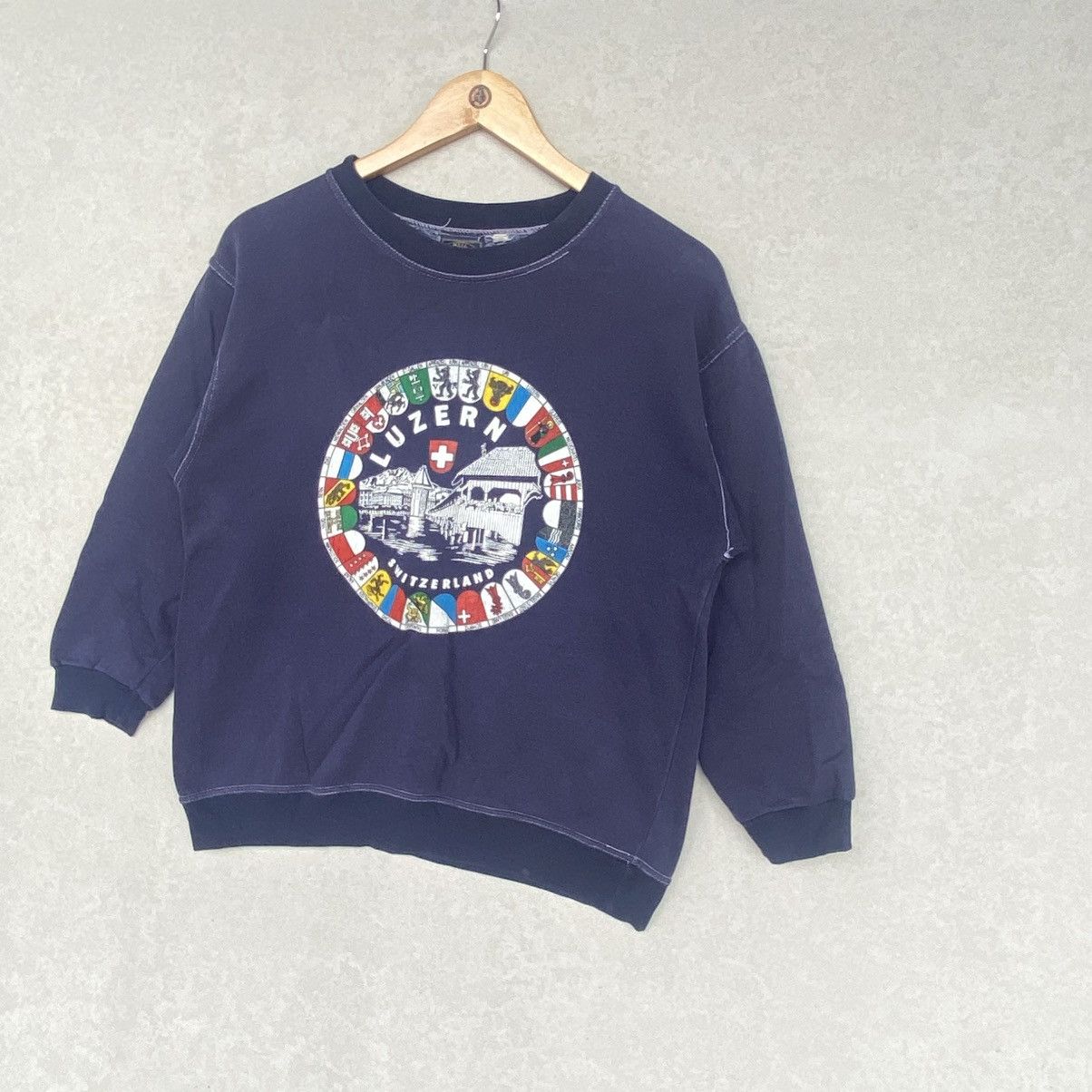 Other Vintage Swiss Style Printed Crewneck Sweatshirt Navy Blue Size US S / EU 44-46 / 1 - 2 Thumbnail
