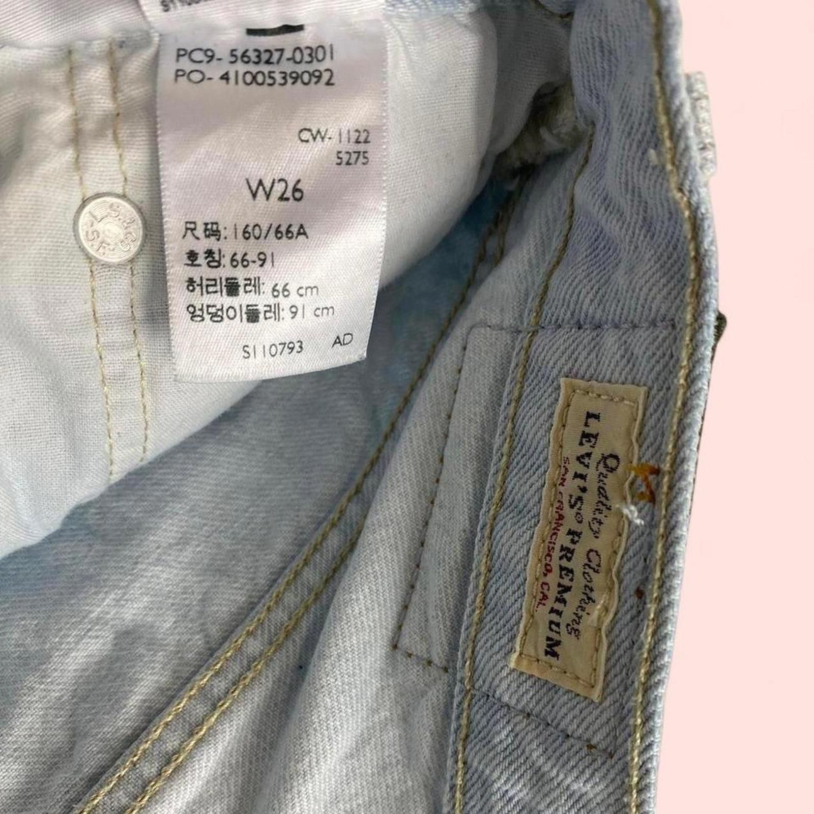 Levi's Vintage Levi’s 501 - mid rise denim shorts Size 42" / US 20 - 5 Thumbnail