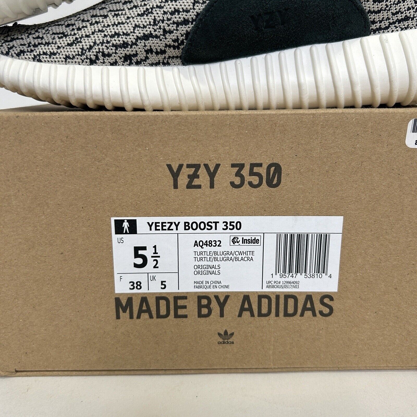 Adidas adidas Yeezy Boost 350 “Turtle Dove” 2024 Size US 7 / IT 37 - 4 Thumbnail