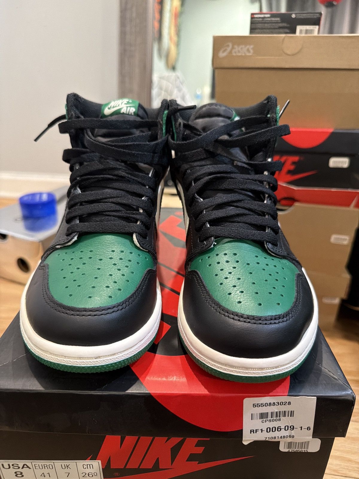 Nike The Air Jordan 1 Retro High OG 'Pine Green’ Size US 8 / EU 41 - 3 Thumbnail