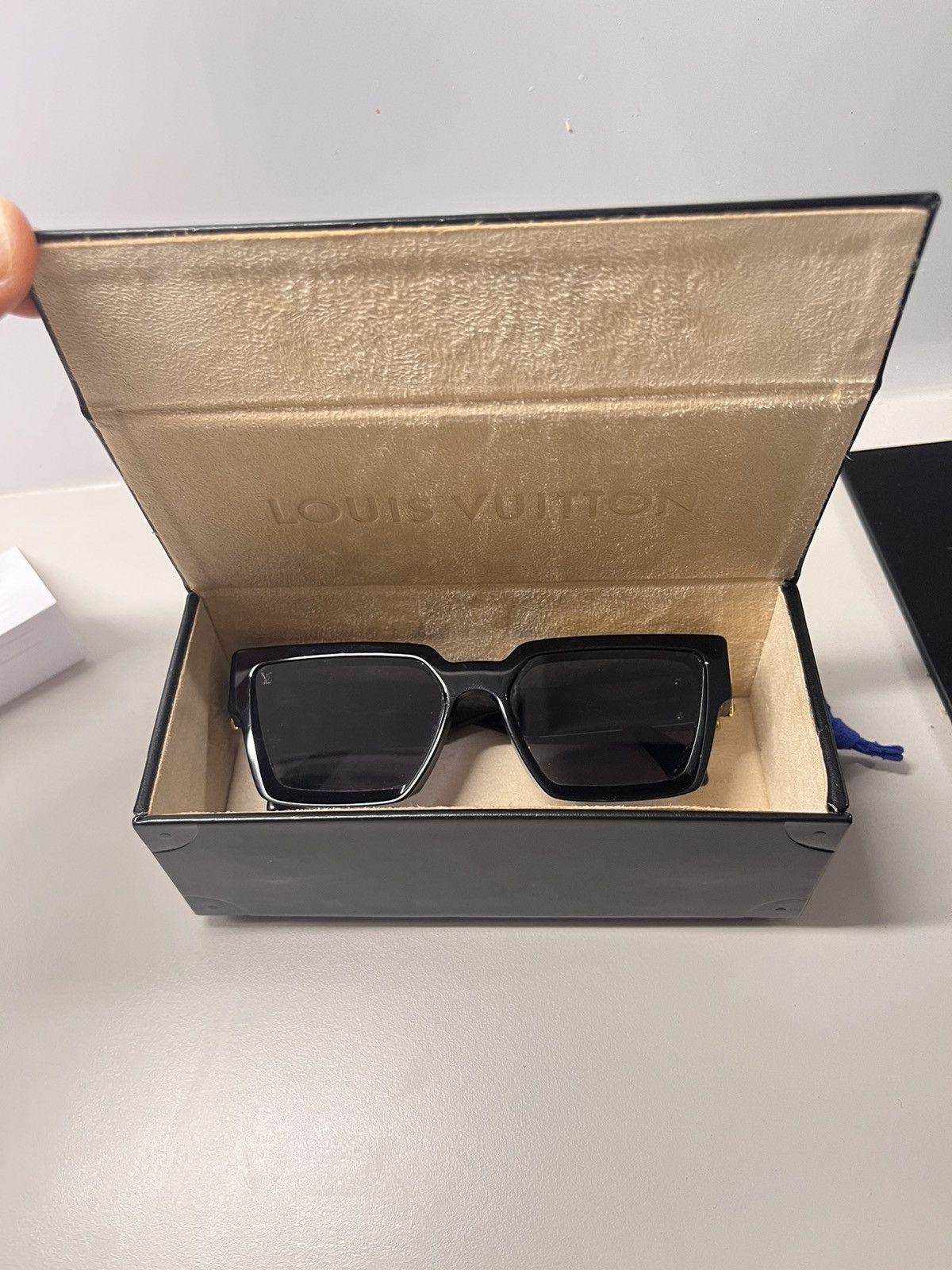 Louis Vuitton Louis Vuitton 1.1 Millionaire Size ONE SIZE - 6 Thumbnail