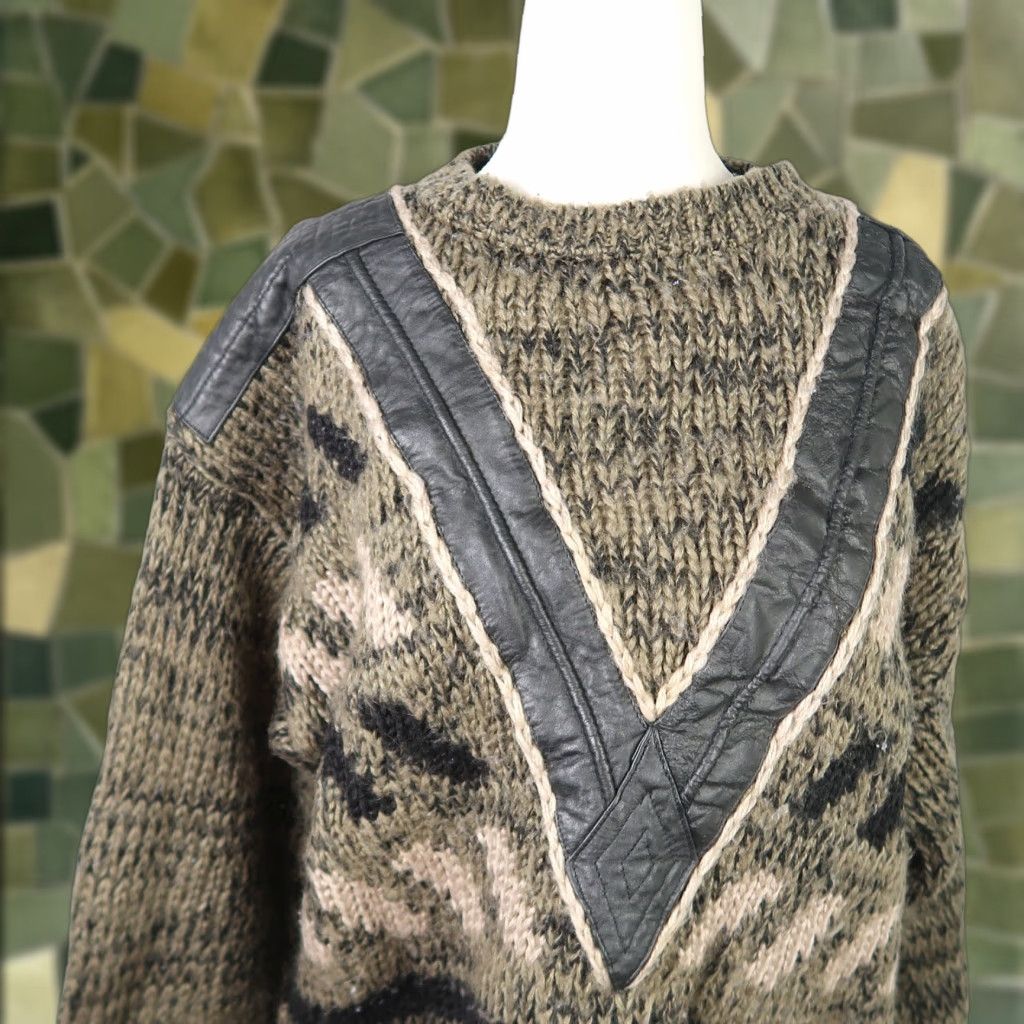 Olive VINTAGE 80s Trader Bay olive green and black knit and leather sweater L Women Geometric Chunky-Knit Balloon Sleeve Size L / US 10 / IT 46 - 1 Thumbnail