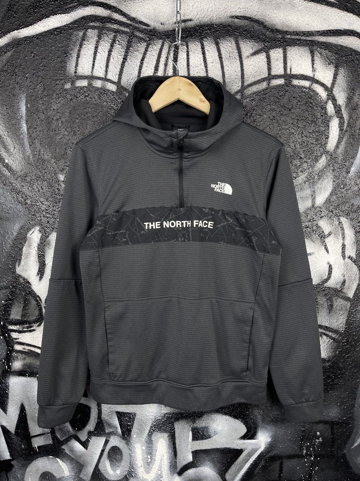 The North Face The North Face Front Logo Grey Hoodie Men’s Size Small Size US S / EU 44-46 / 1 - 3 Thumbnail