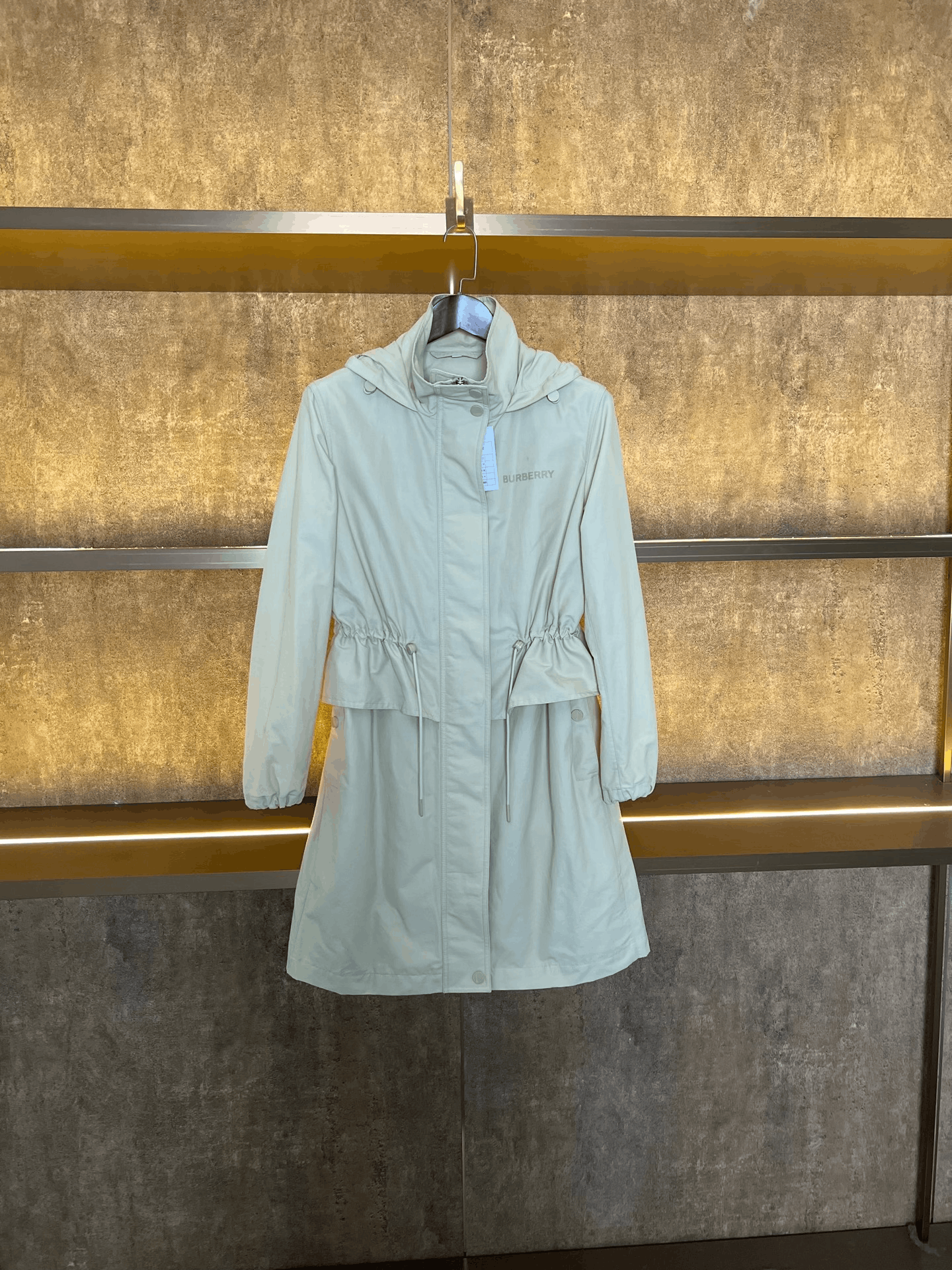 Burberry Burberry Drawstring Trench Coat Size XXS / US 00 / IT 34 - 1 Thumbnail