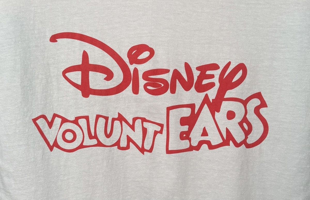 Disney Vintage 2001 Walt Disney 'VoluntEARS' T-Shirt, Size L, White Size US L / EU 52-54 / 3 - 4 Thumbnail