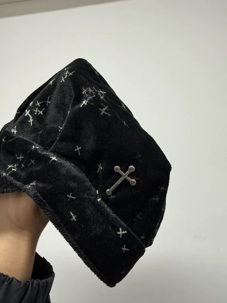 Undercover Velvet Cross Hat by UNDERCOVER Size ONE SIZE - 5 Thumbnail