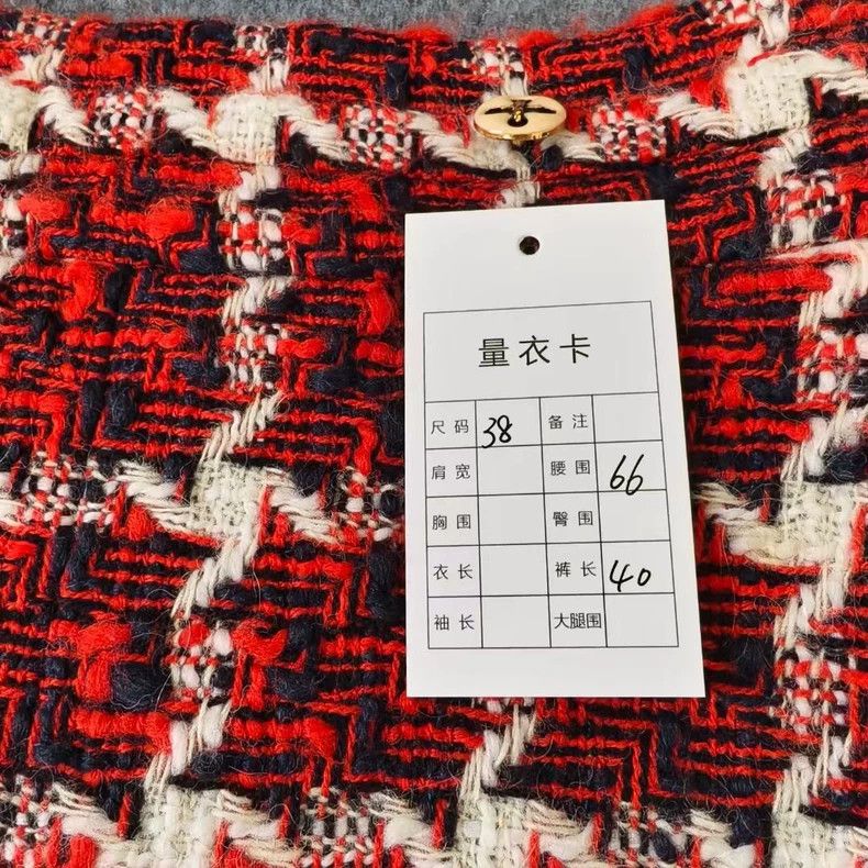 Gucci Gucci White and red braided plaid skirt Size 25" / US 0 / IT 36 - 6 Thumbnail