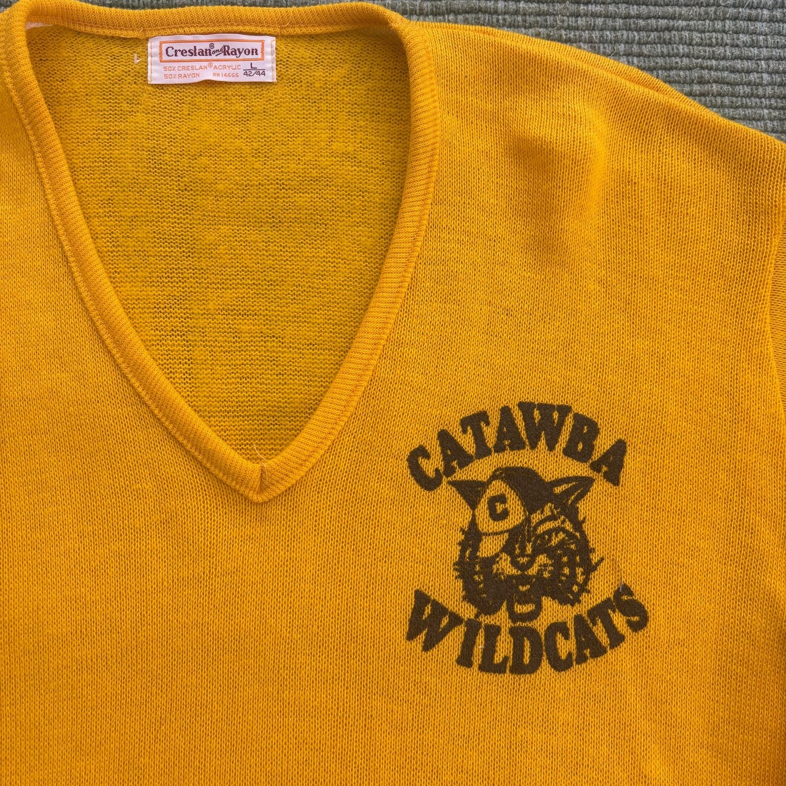 Vintage True Vintage Yellow 60s 70s Knit Catawba Wildcats Sweater L Size US L / EU 52-54 / 3 - 2 Thumbnail