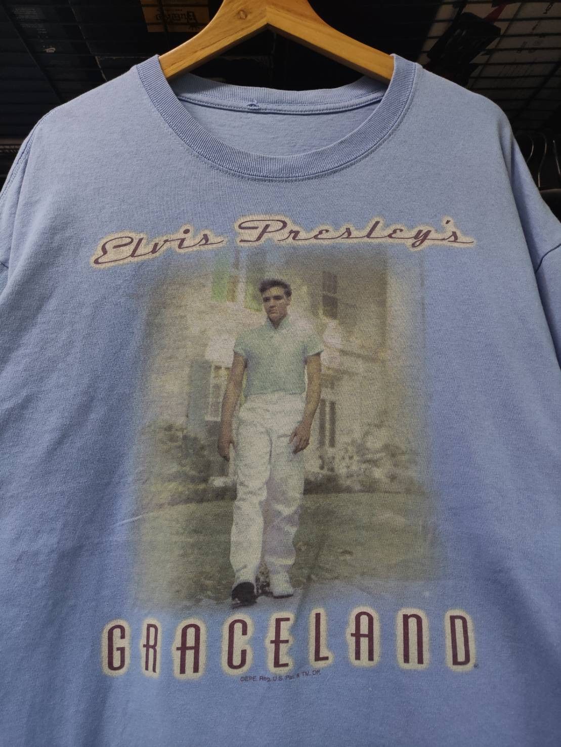 Band Tees Vtg 00's Elvis Presley Graceland T-Shirt Size US XL / EU 56 / 4 - 1 Thumbnail
