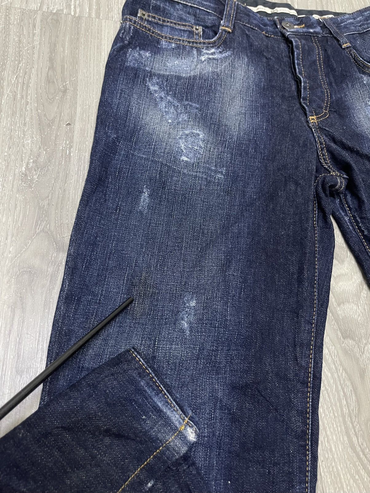 Dolce & Gabbana DOLCE & GABBANA Men’s Distressed Denim Blue Black Logo Size US 32 / EU 48 - 9 Thumbnail