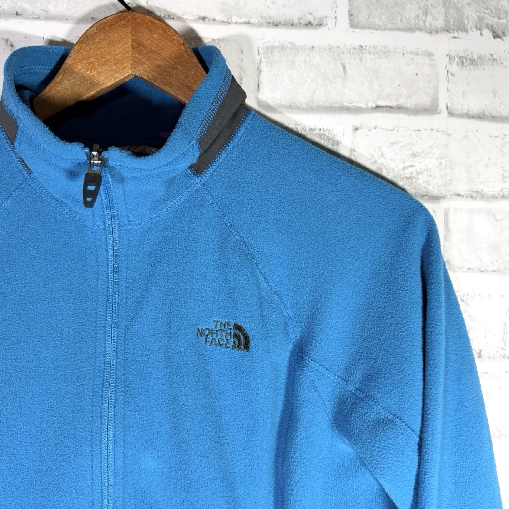 The North Face The North Face Blue Full Zip Fleece Jacket Womens Size S Size S / US 4 / IT 40 - 2 Thumbnail